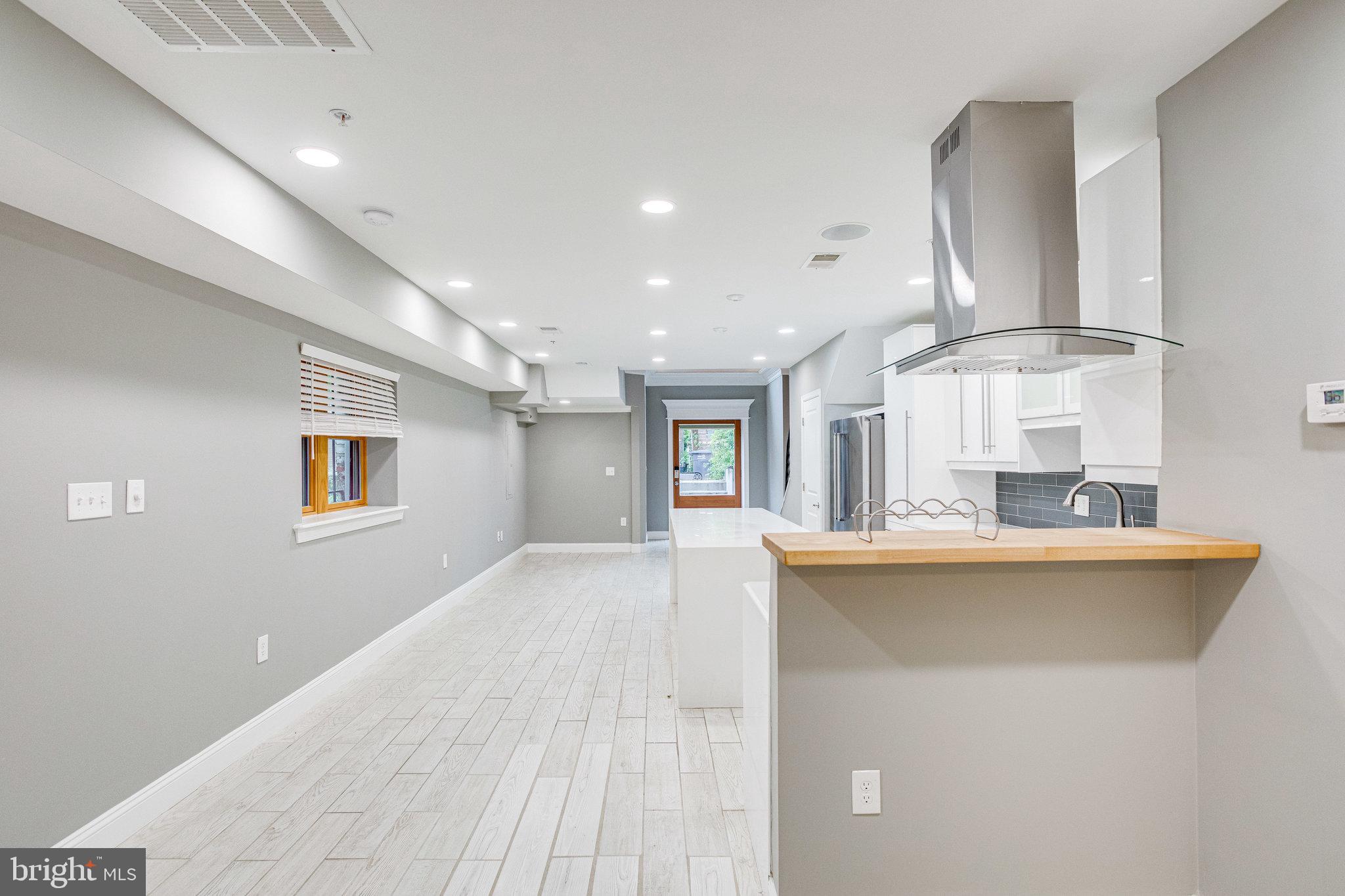 1234 EUCLID ST NW #1