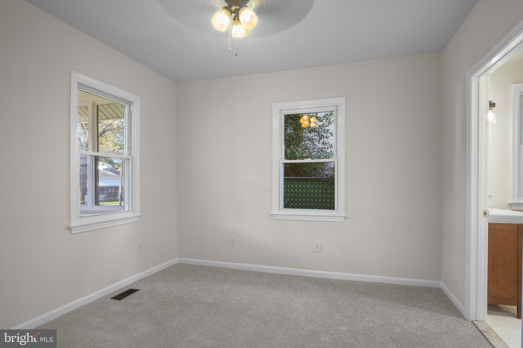 217 Peabody St NW