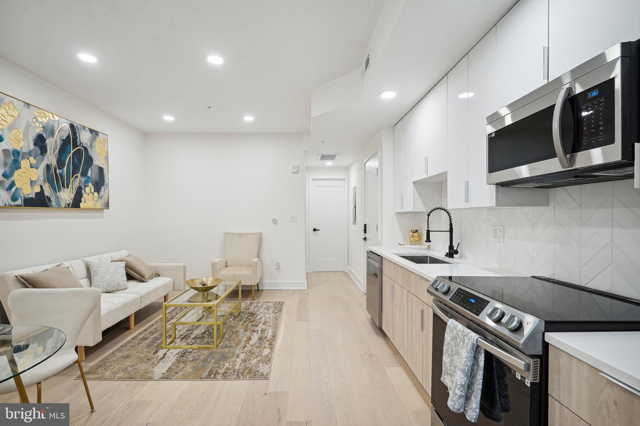 1328 Bryant St NE #4