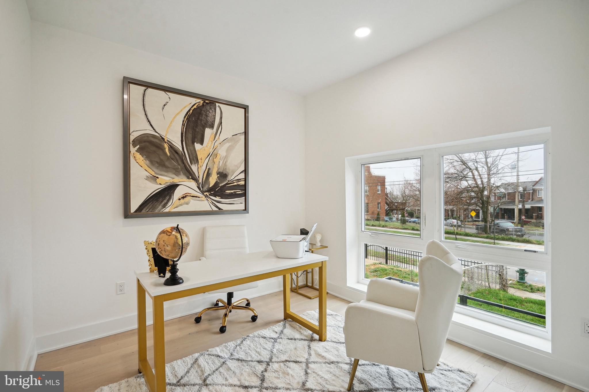 1328 Bryant St NE #4