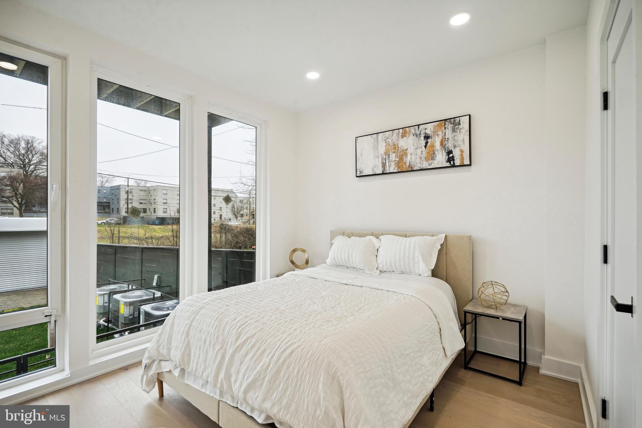 1328 Bryant St NE #4