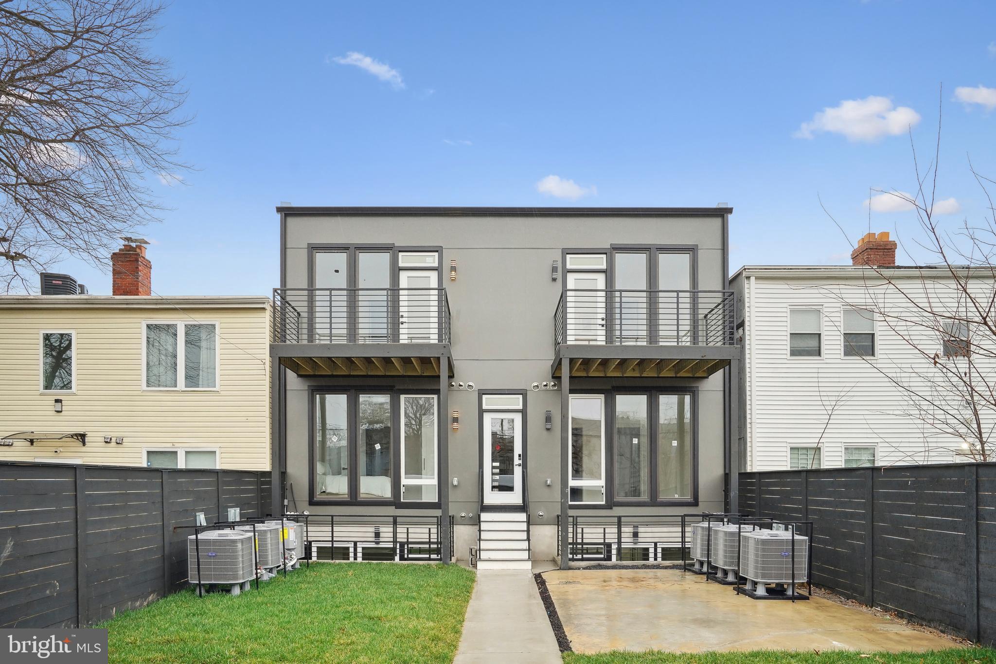 1328 Bryant St NE #4