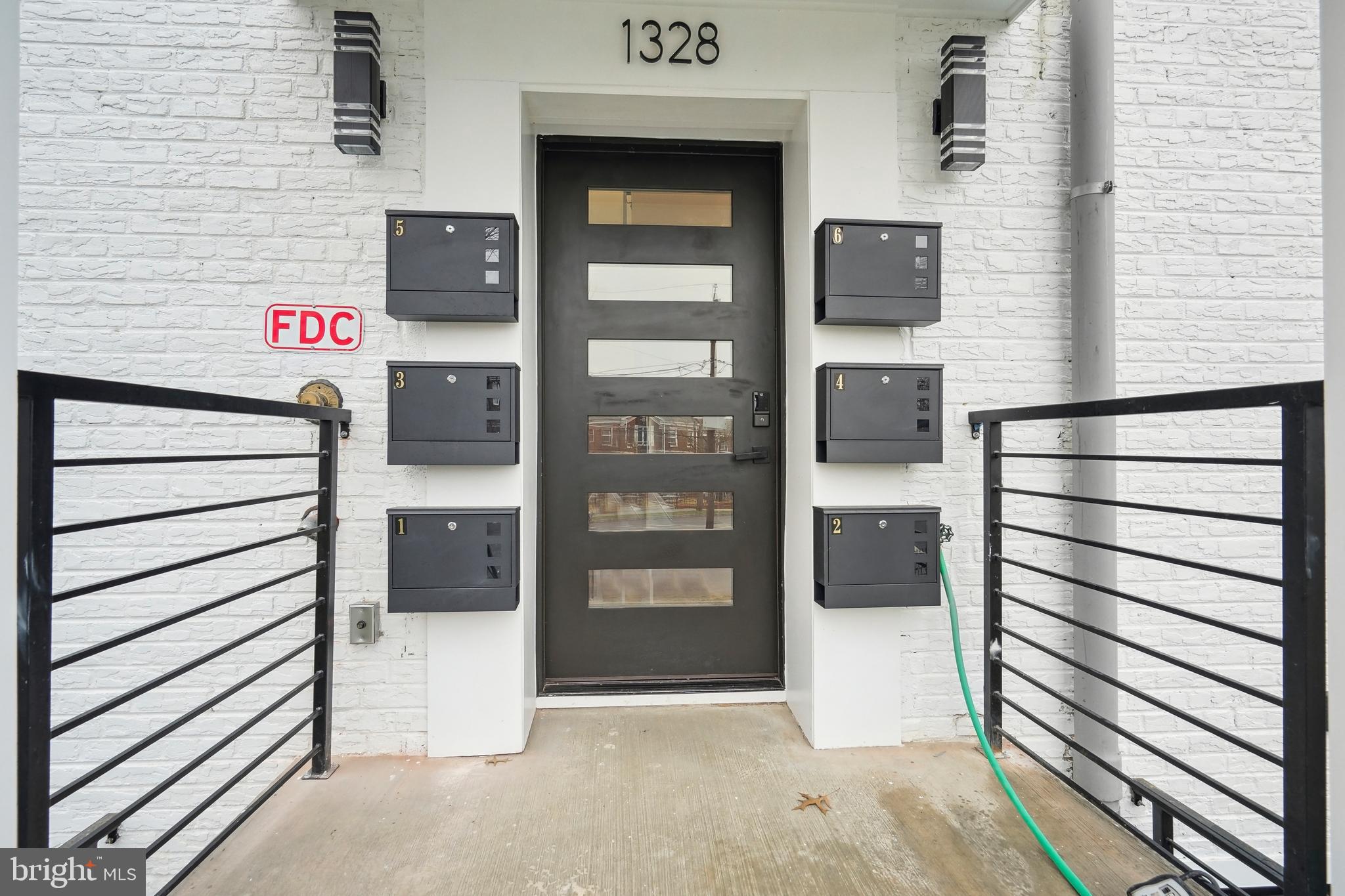 1328 Bryant St NE #4