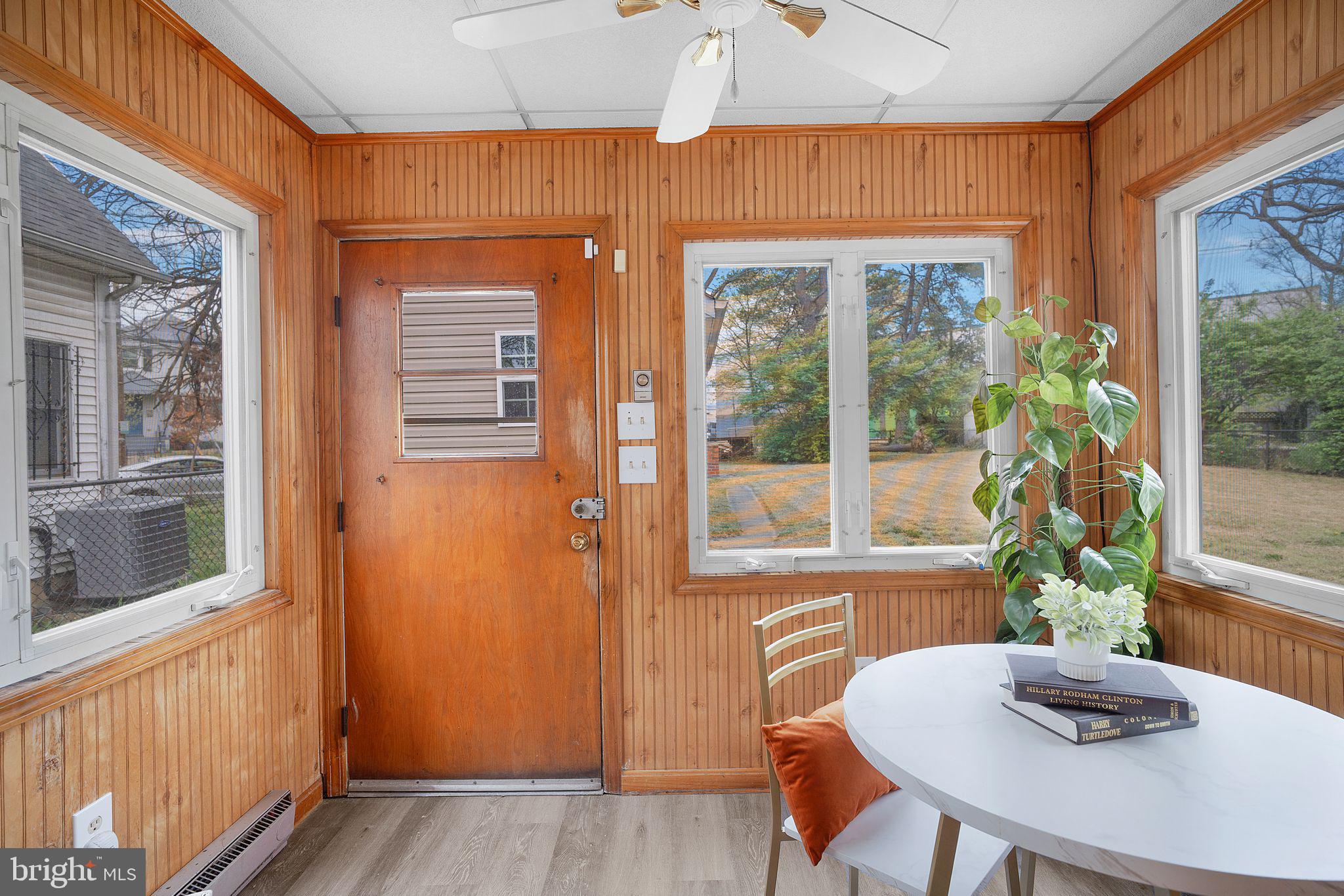 6021 NORTH DAKOTA AVENUE NW