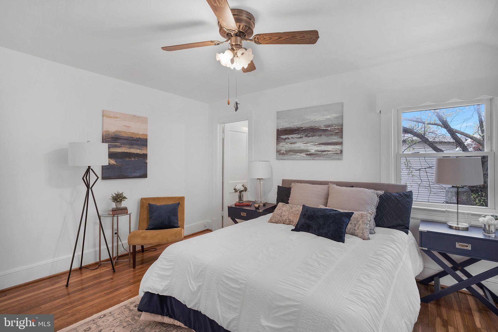 6021 NORTH DAKOTA AVENUE NW