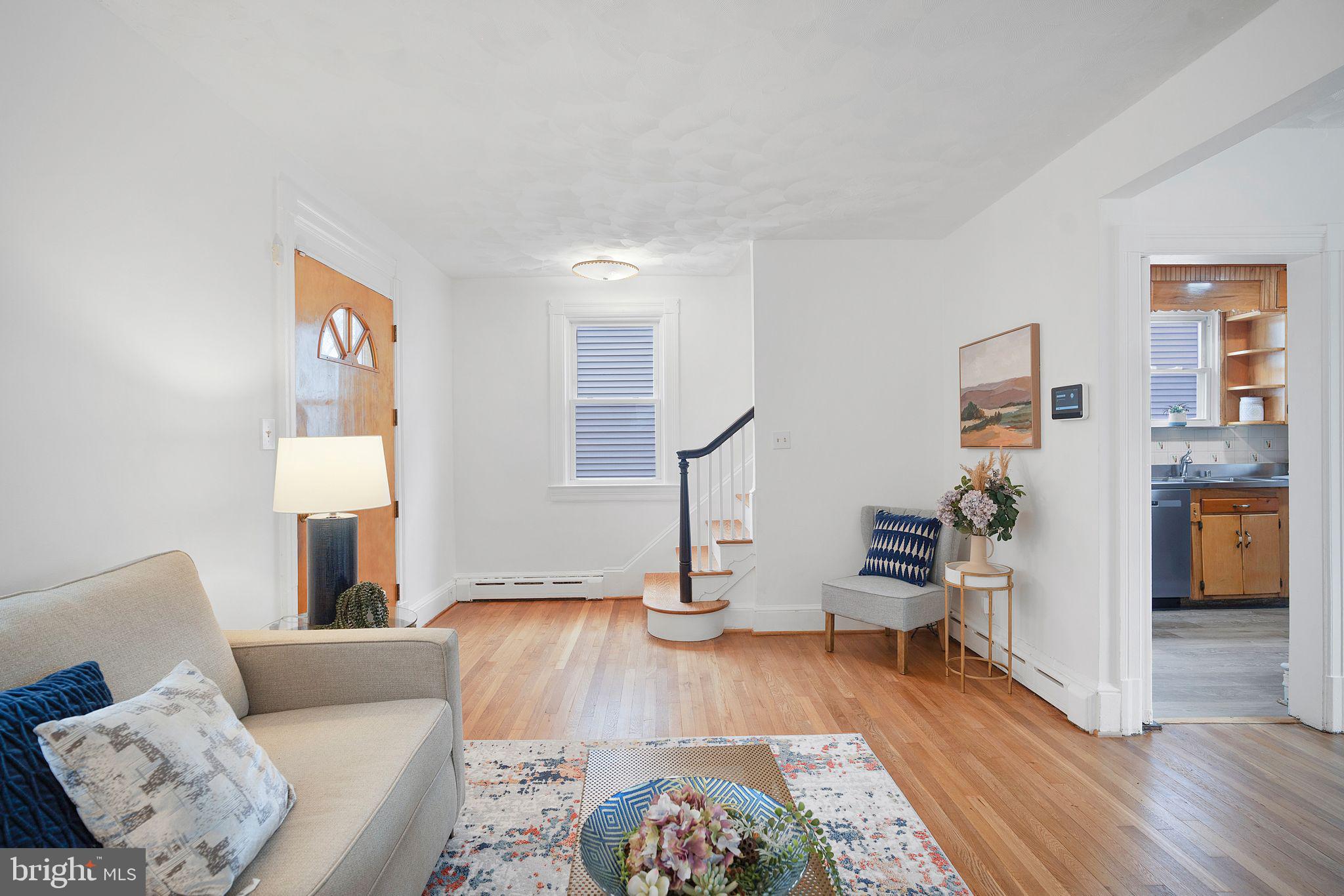 6021 NORTH DAKOTA AVENUE NW