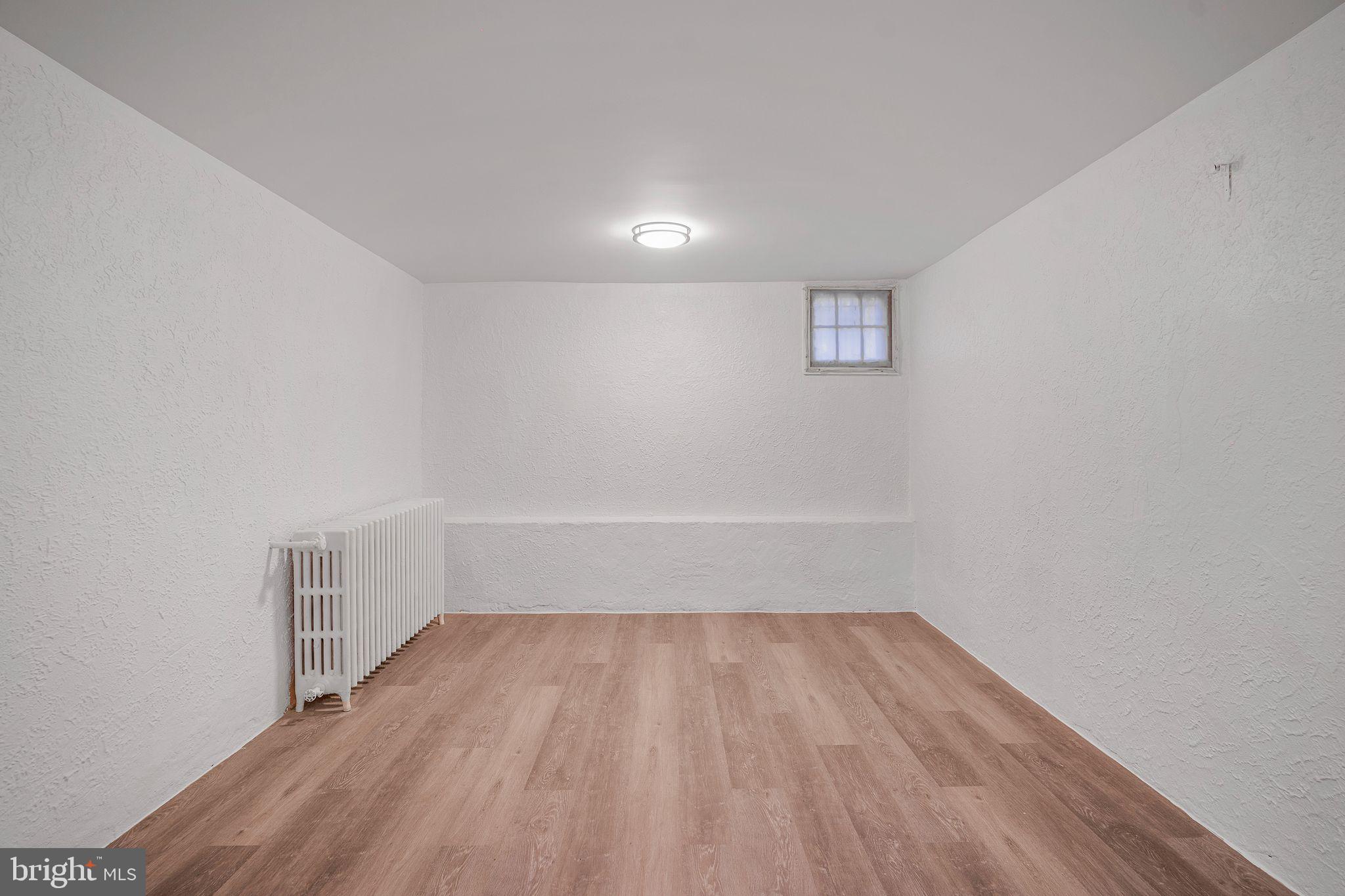 6021 NORTH DAKOTA AVENUE NW