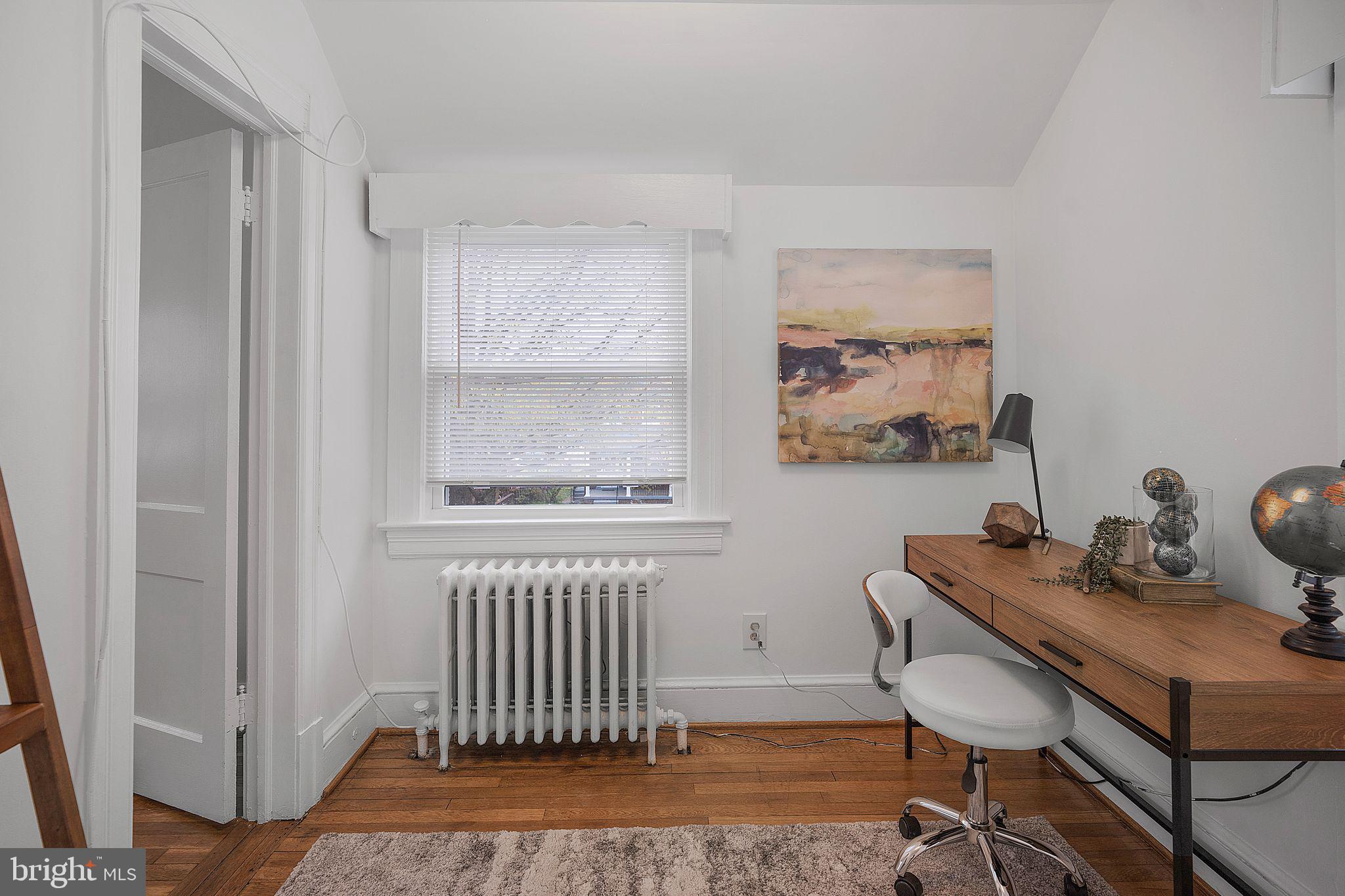 6021 NORTH DAKOTA AVENUE NW