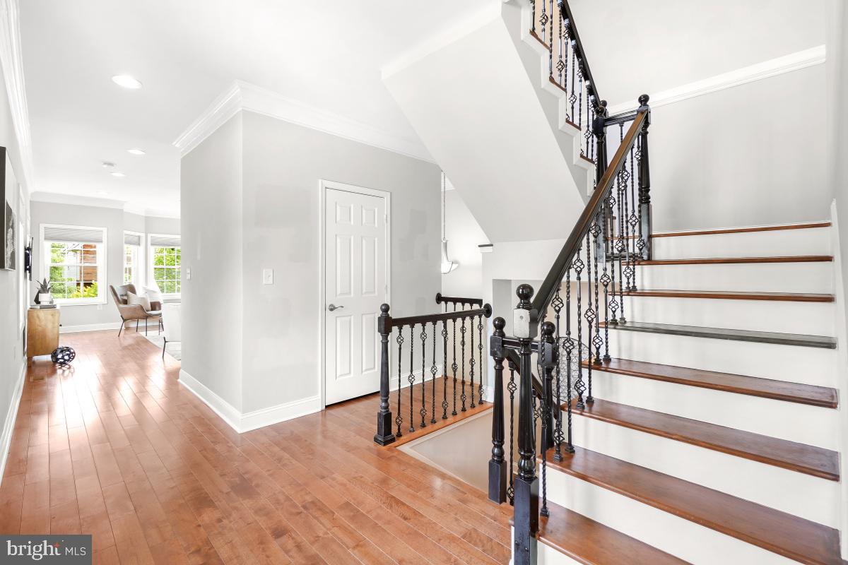1122 45th St NE