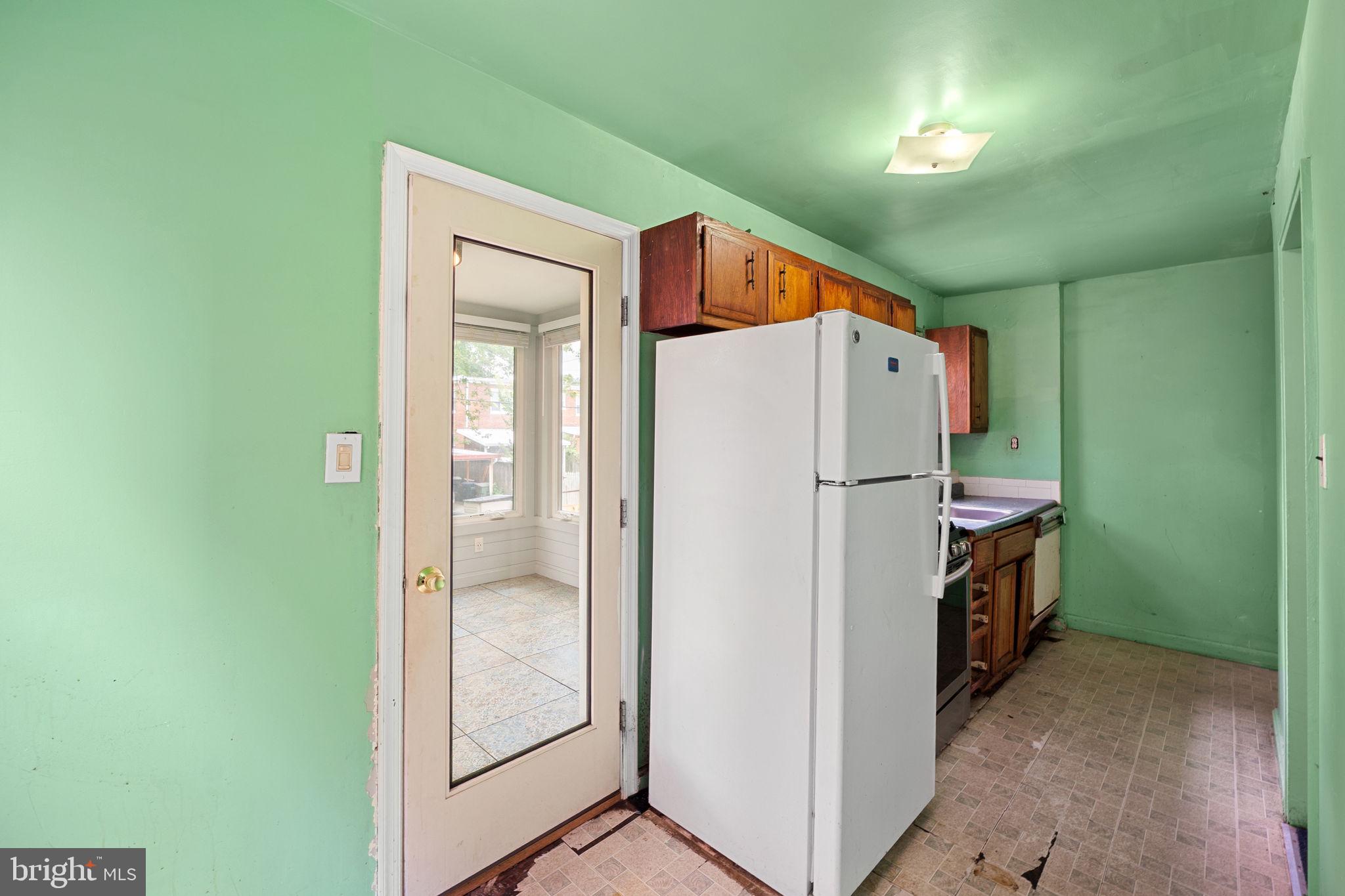 4956 SARGENT ROAD NE