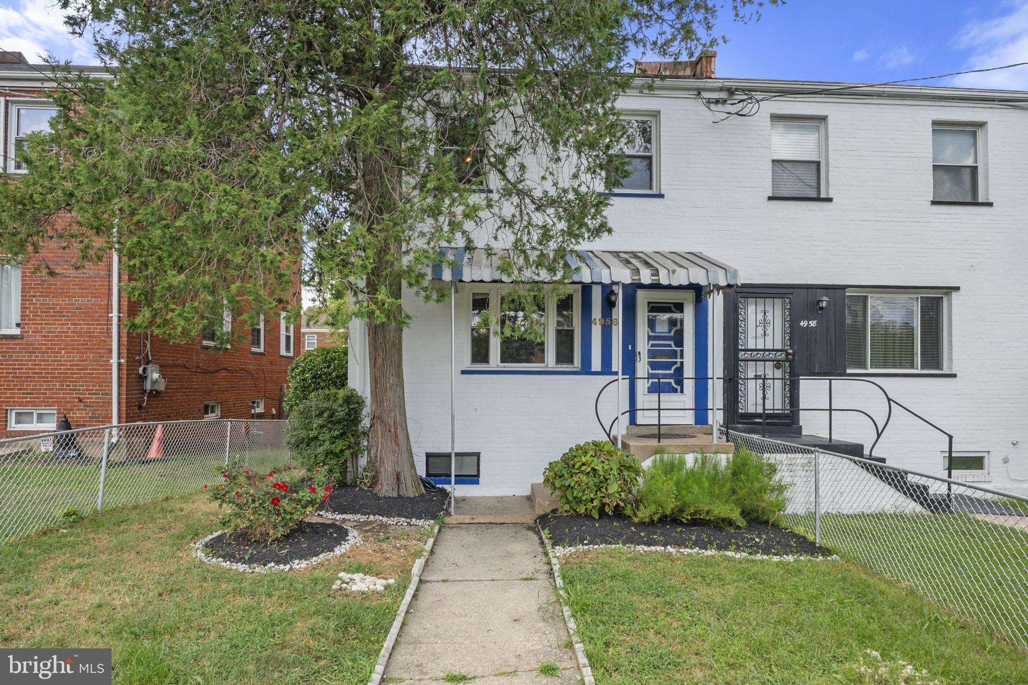 4956 SARGENT ROAD NE