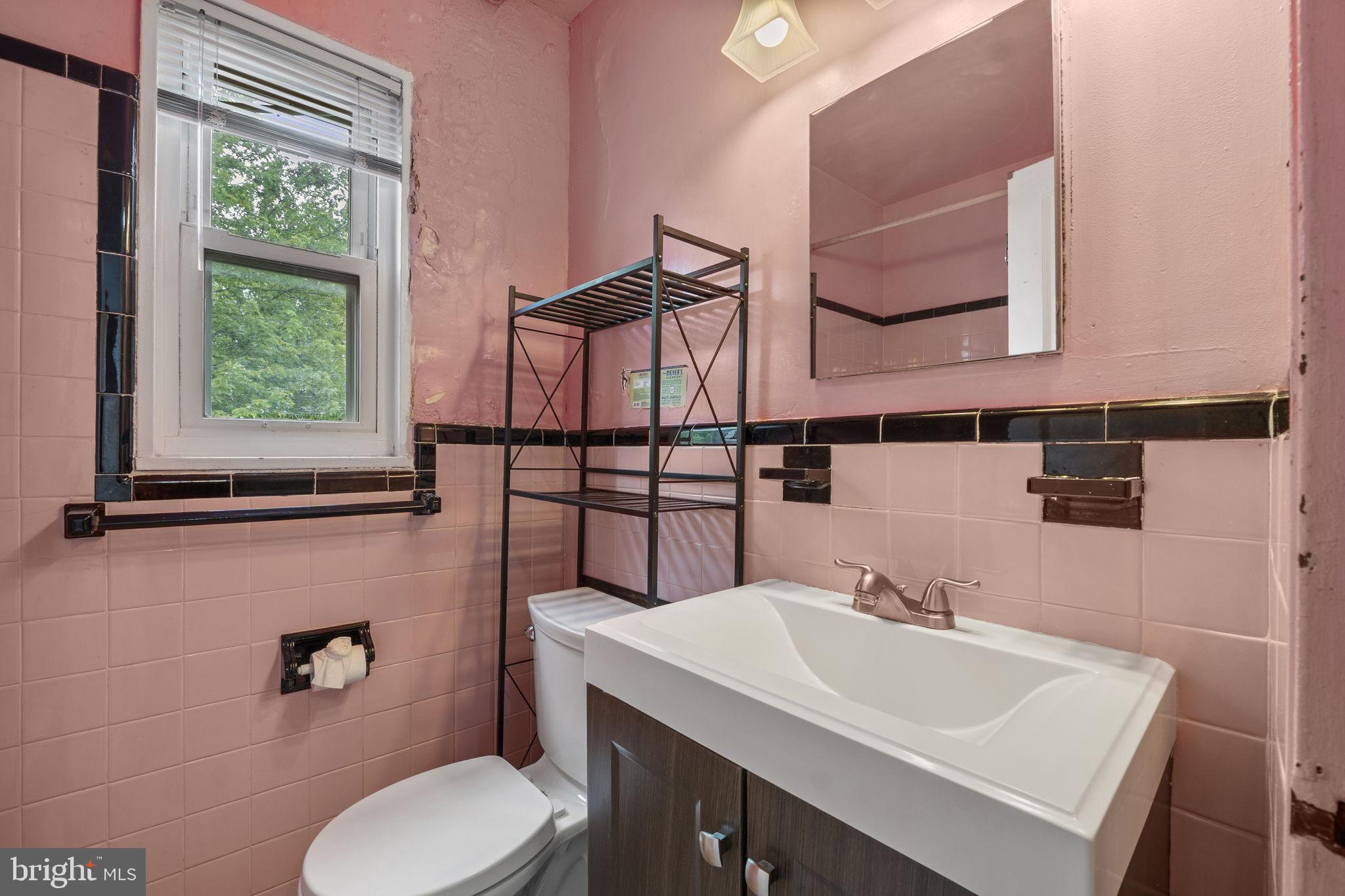 4956 SARGENT ROAD NE