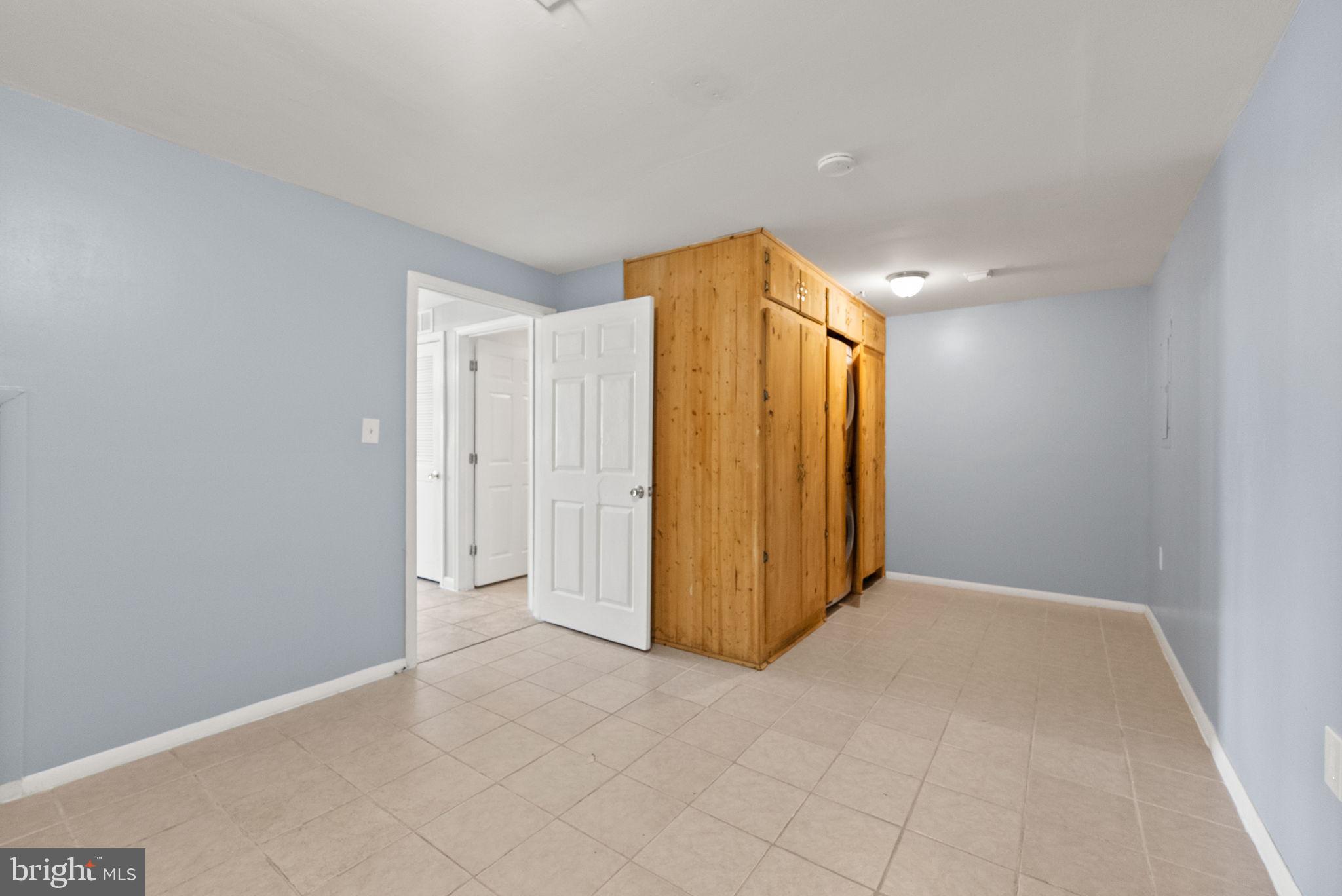 1830 WEBSTER PLACE SE