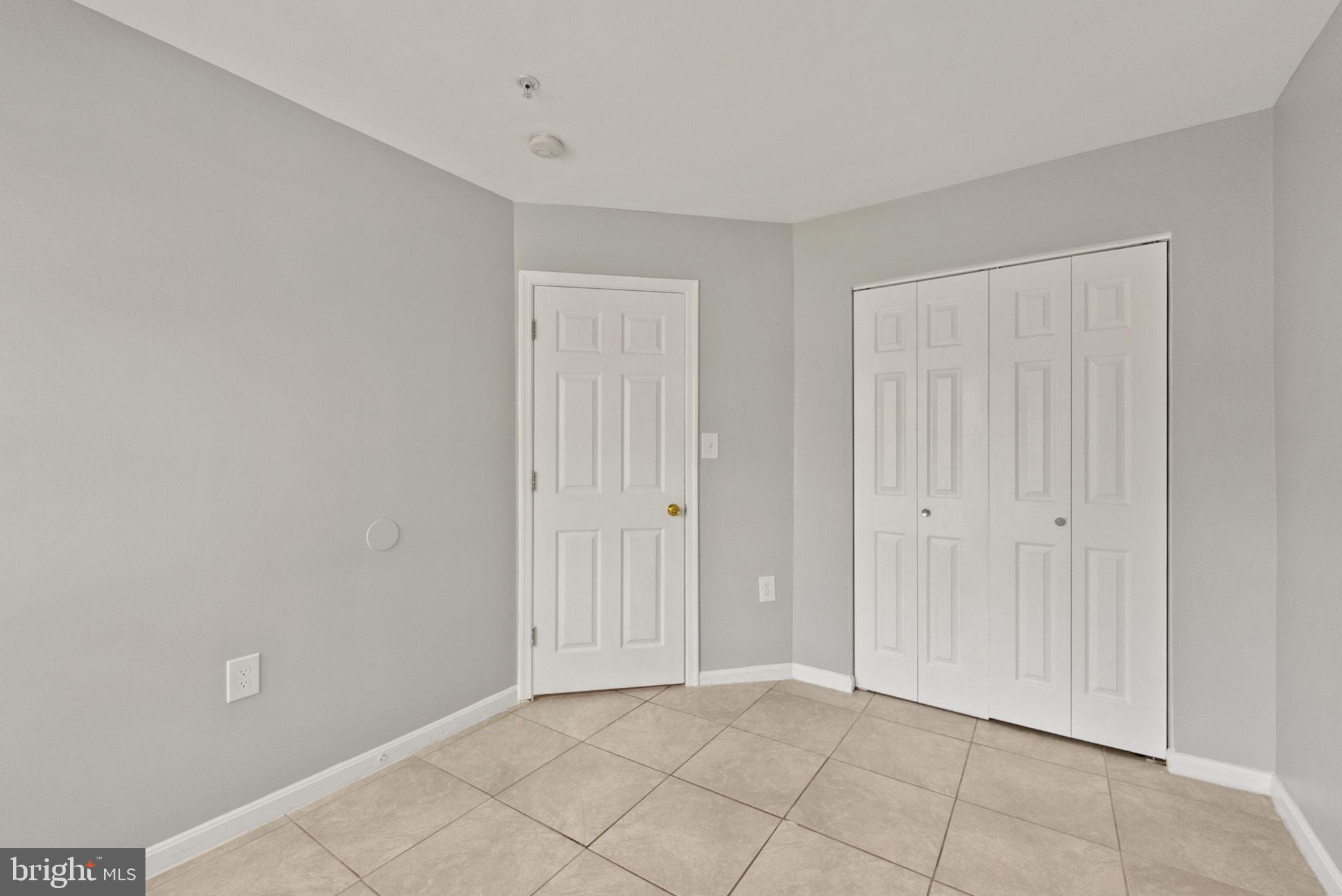 1830 WEBSTER PLACE SE