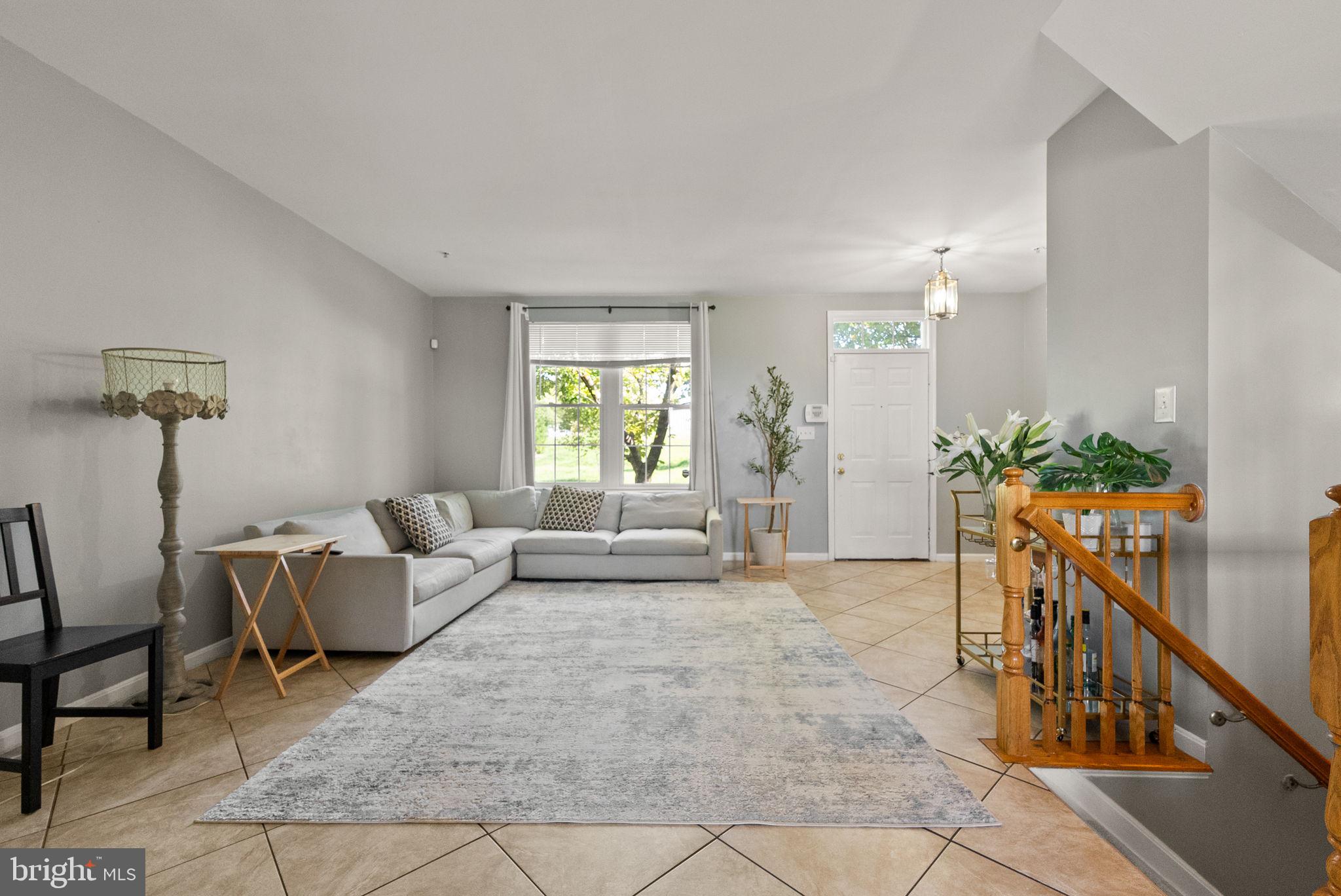 1830 WEBSTER PLACE SE