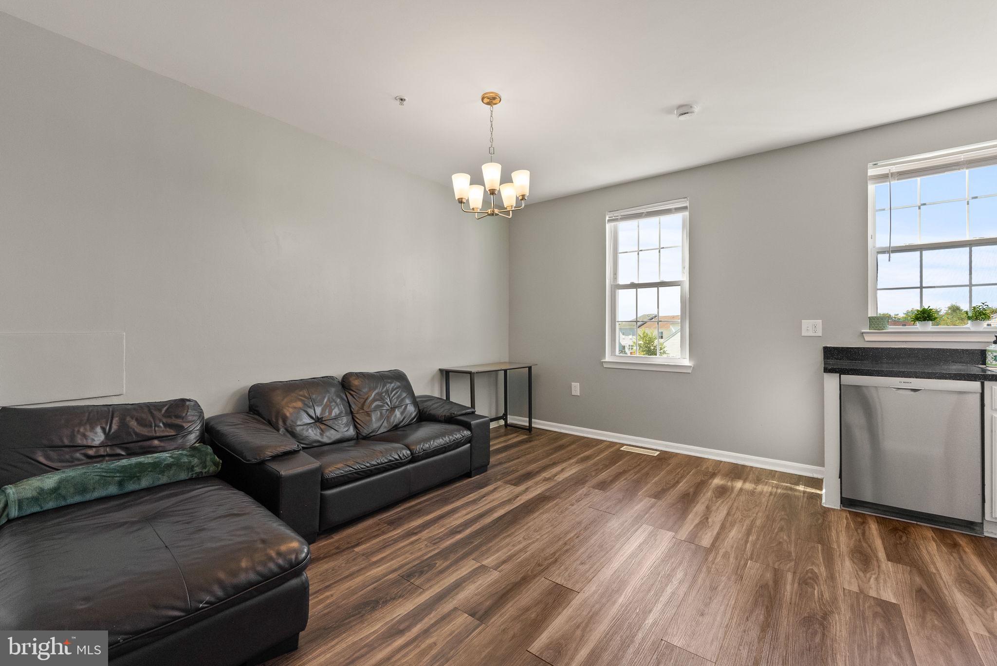 1830 WEBSTER PLACE SE