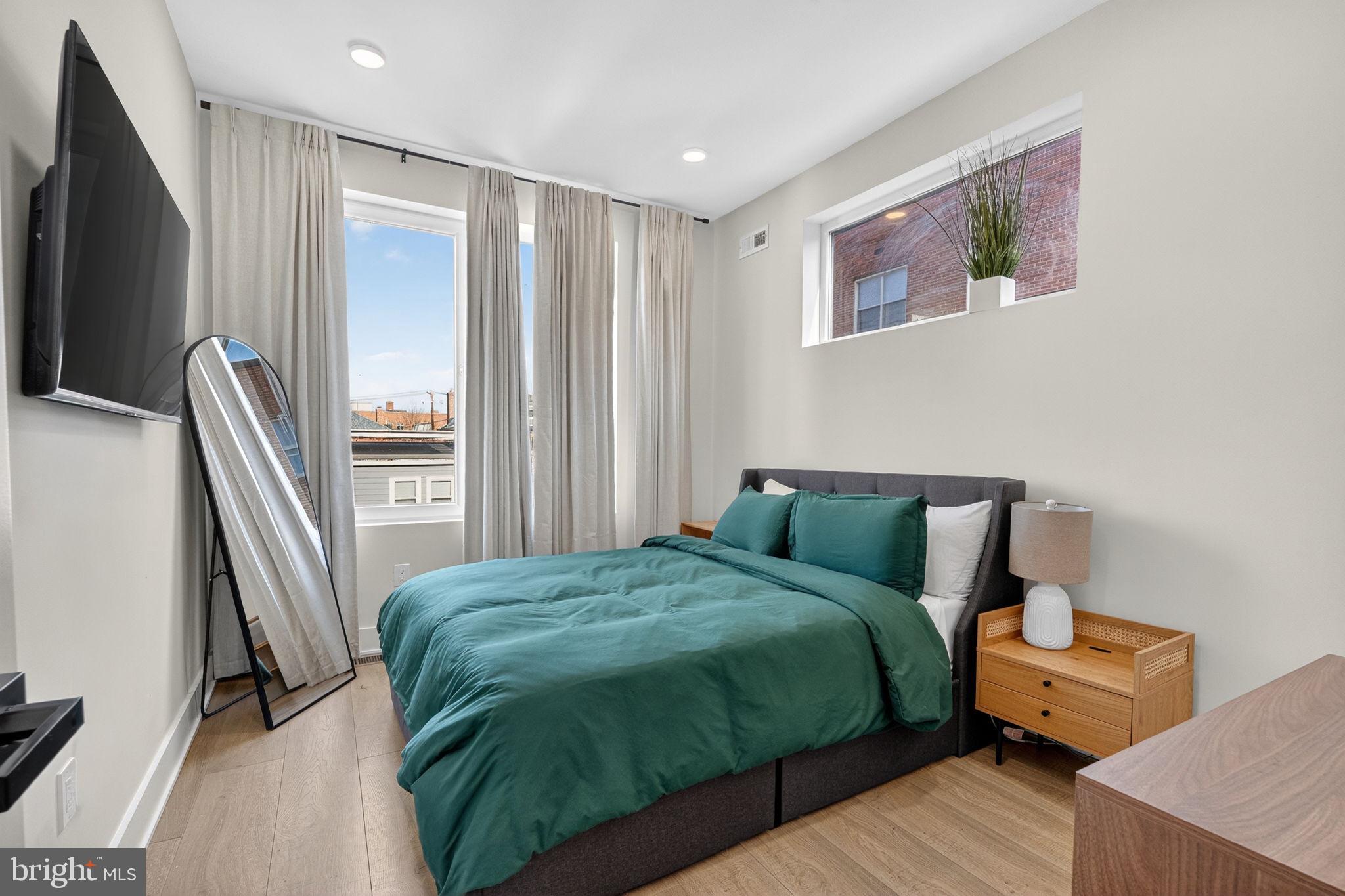 1307 LONGFELLOW STREET NW 8