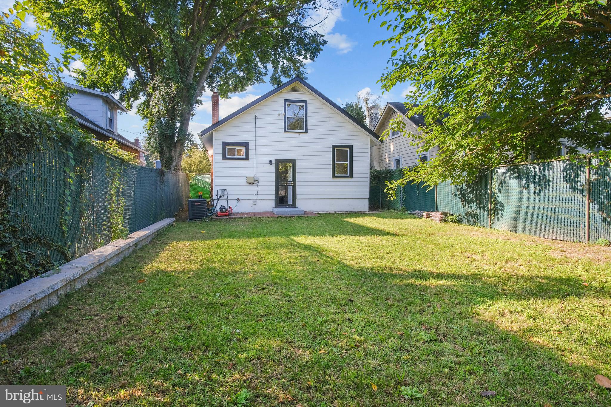 217 PEABODY STREET NW