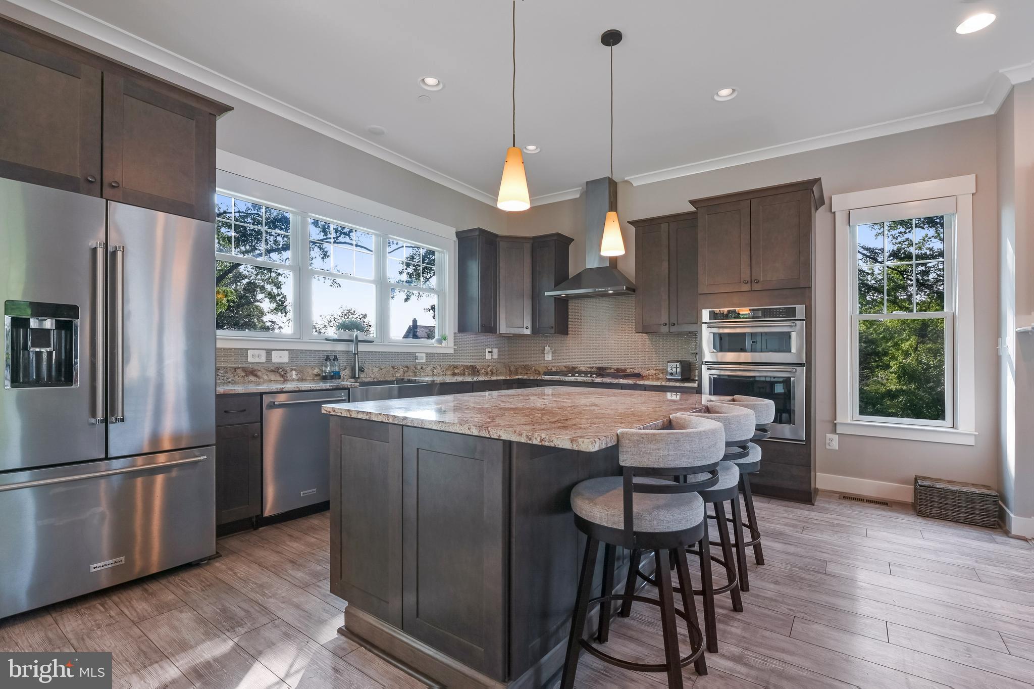 3641 Beach Drive Blvd