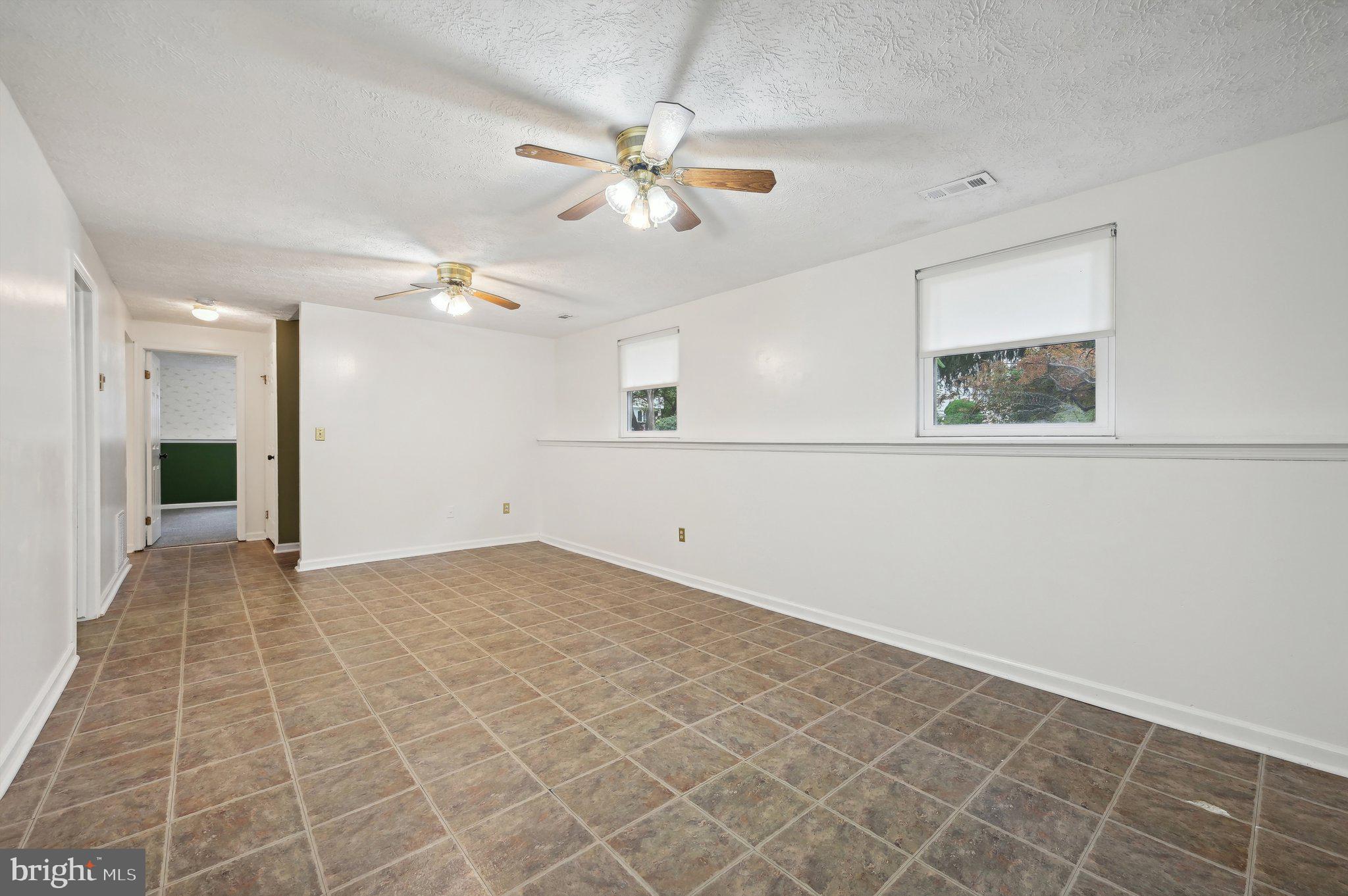 1712 Angel Ct