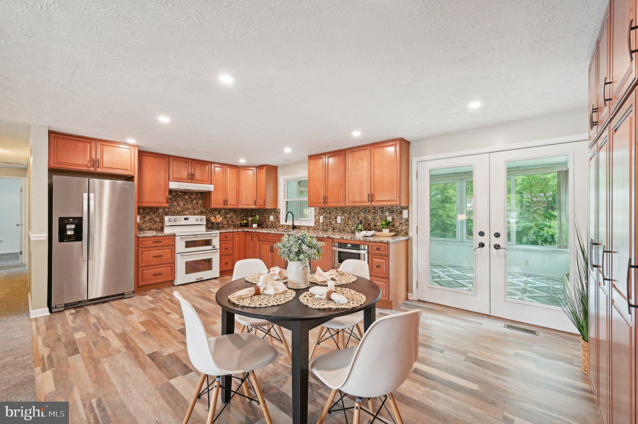 1712 Angel Ct