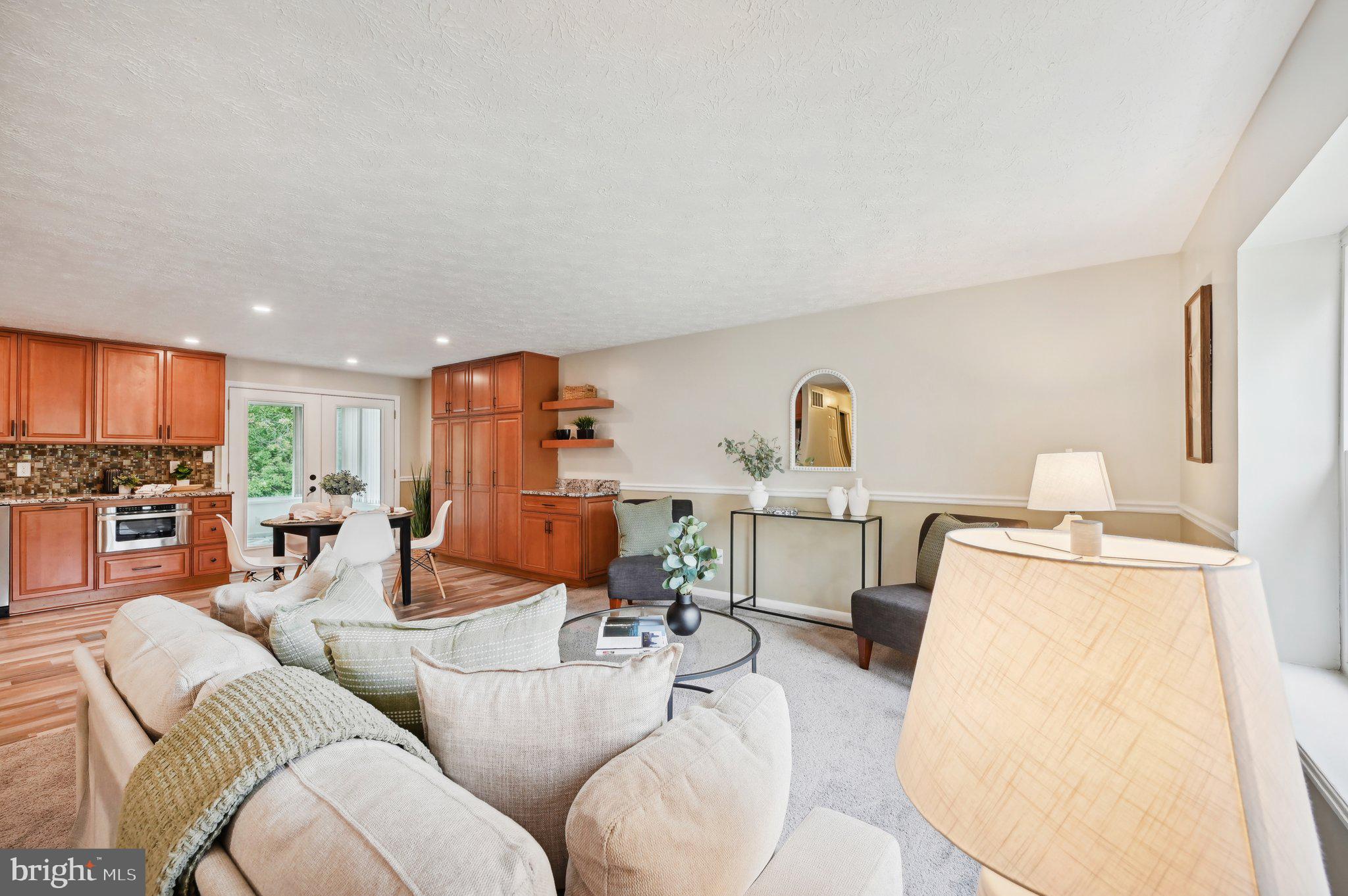 1712 Angel Ct