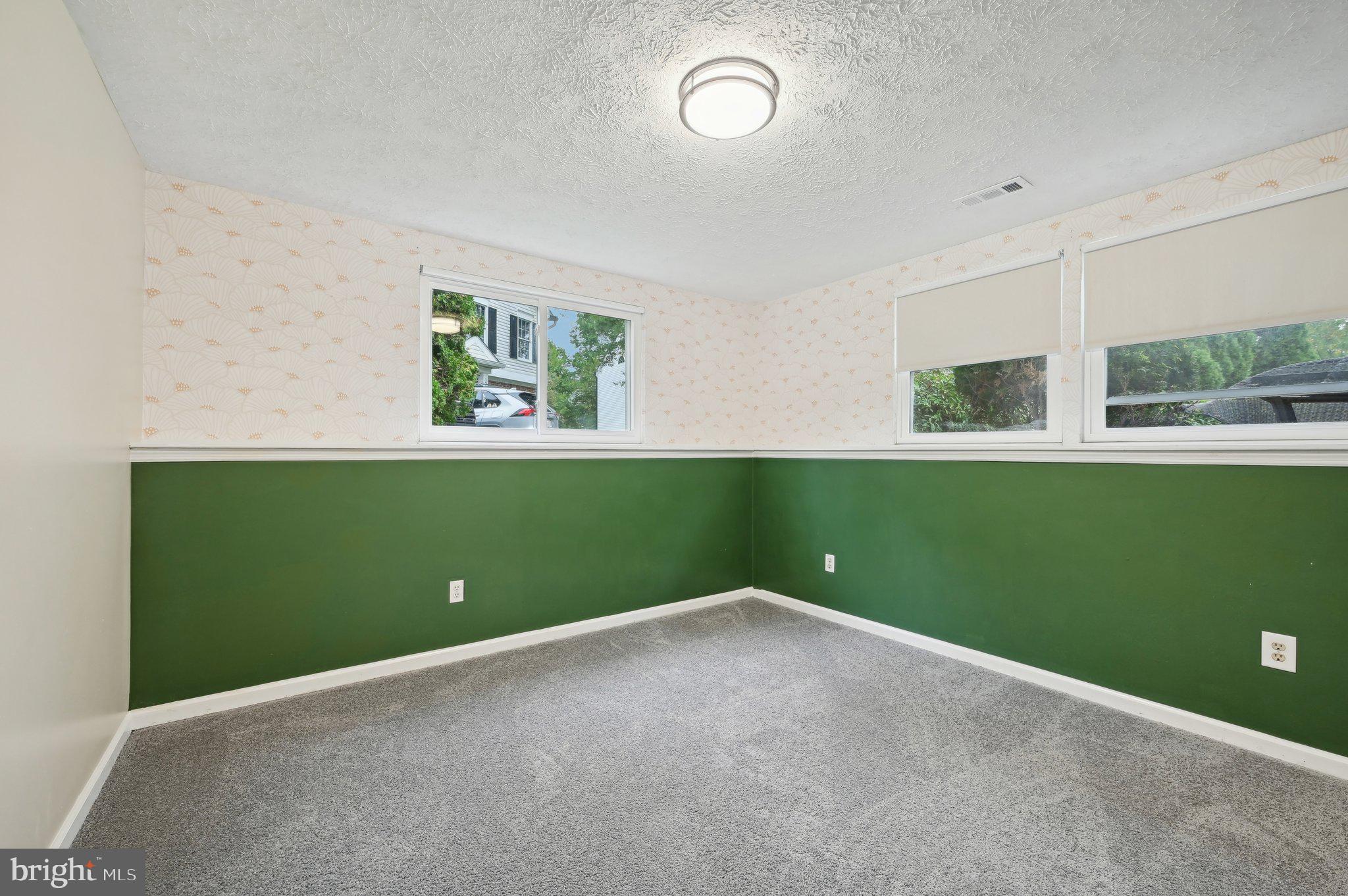 1712 Angel Ct