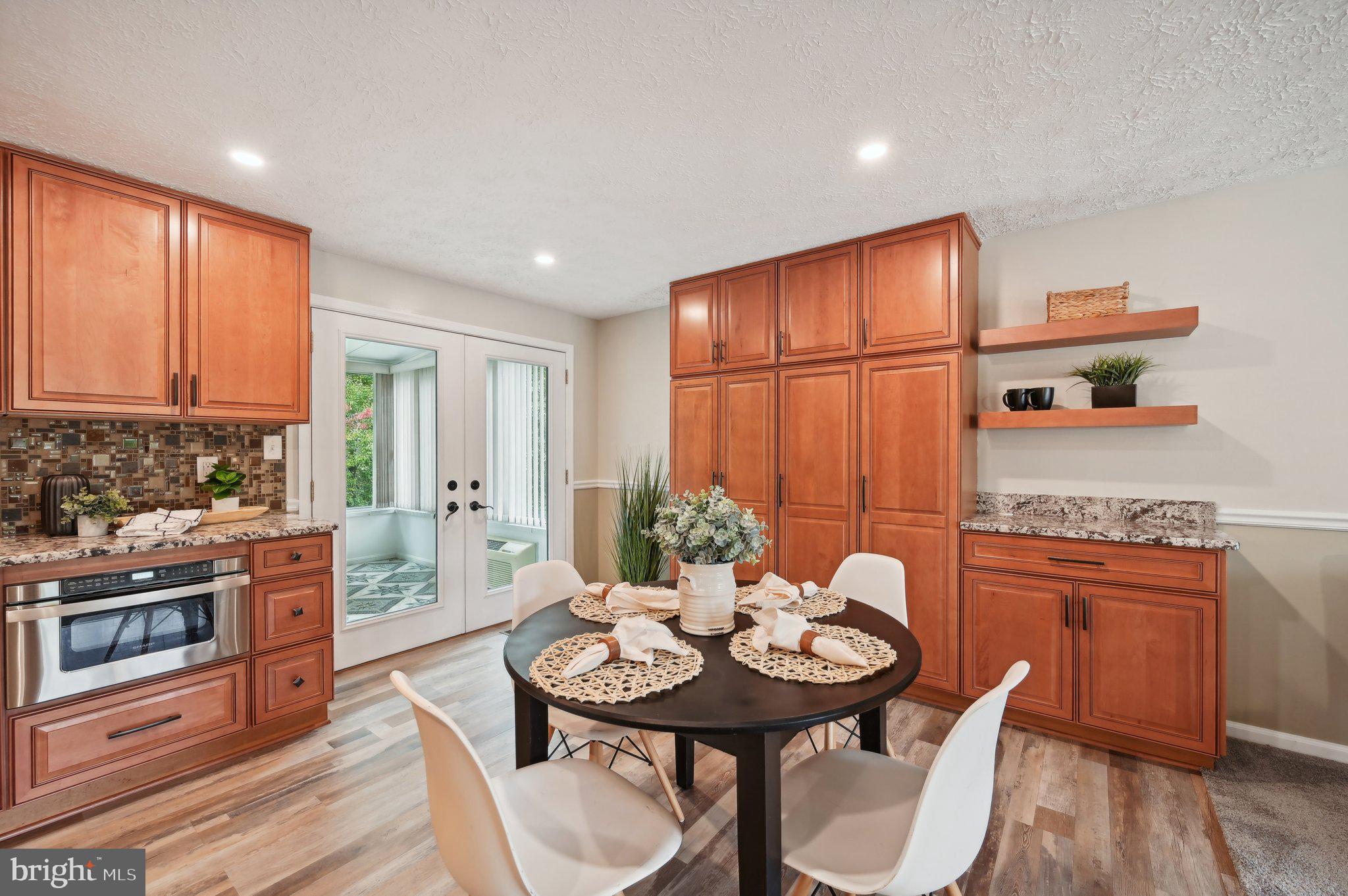 1712 Angel Ct