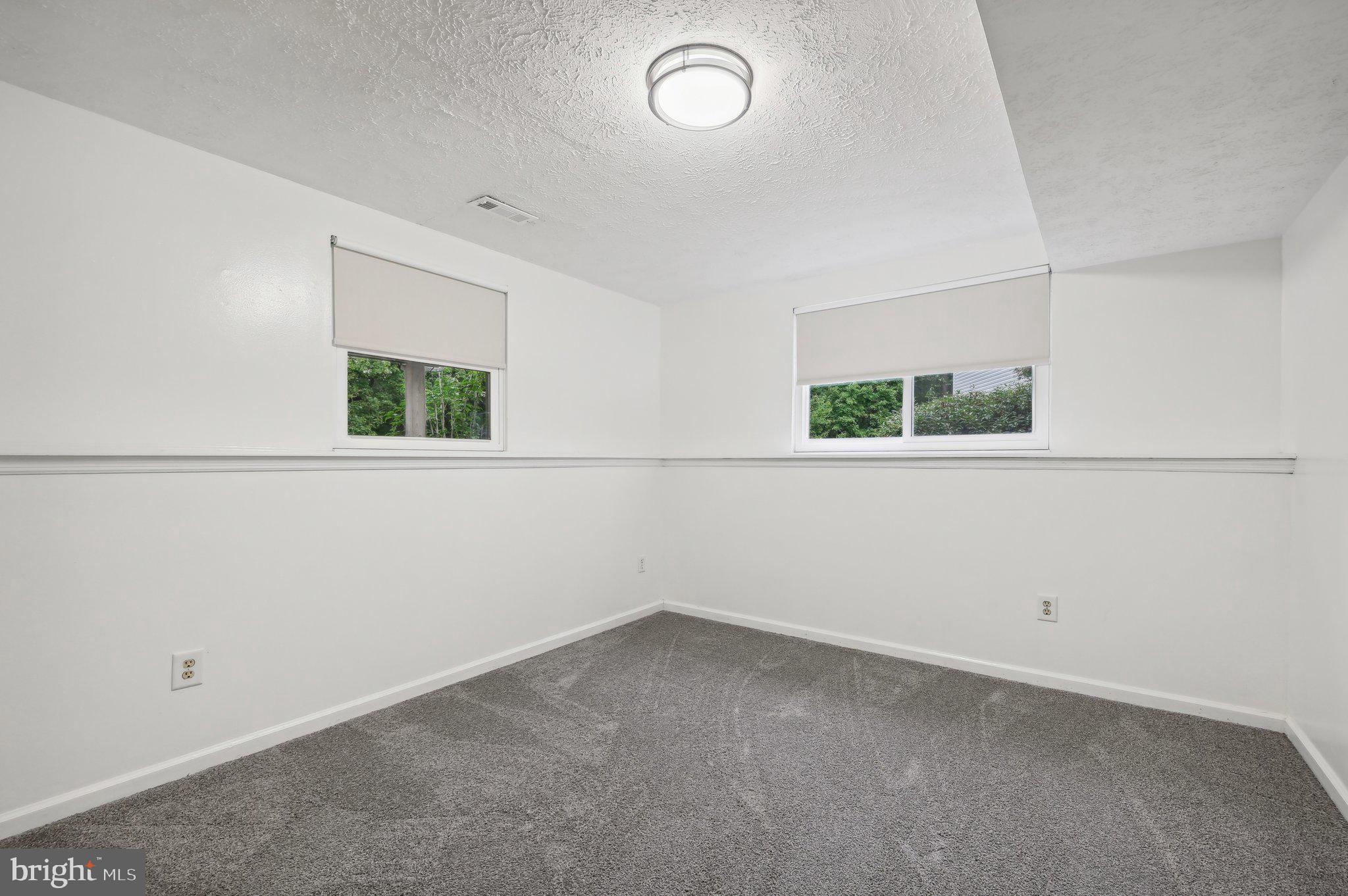 1712 Angel Ct