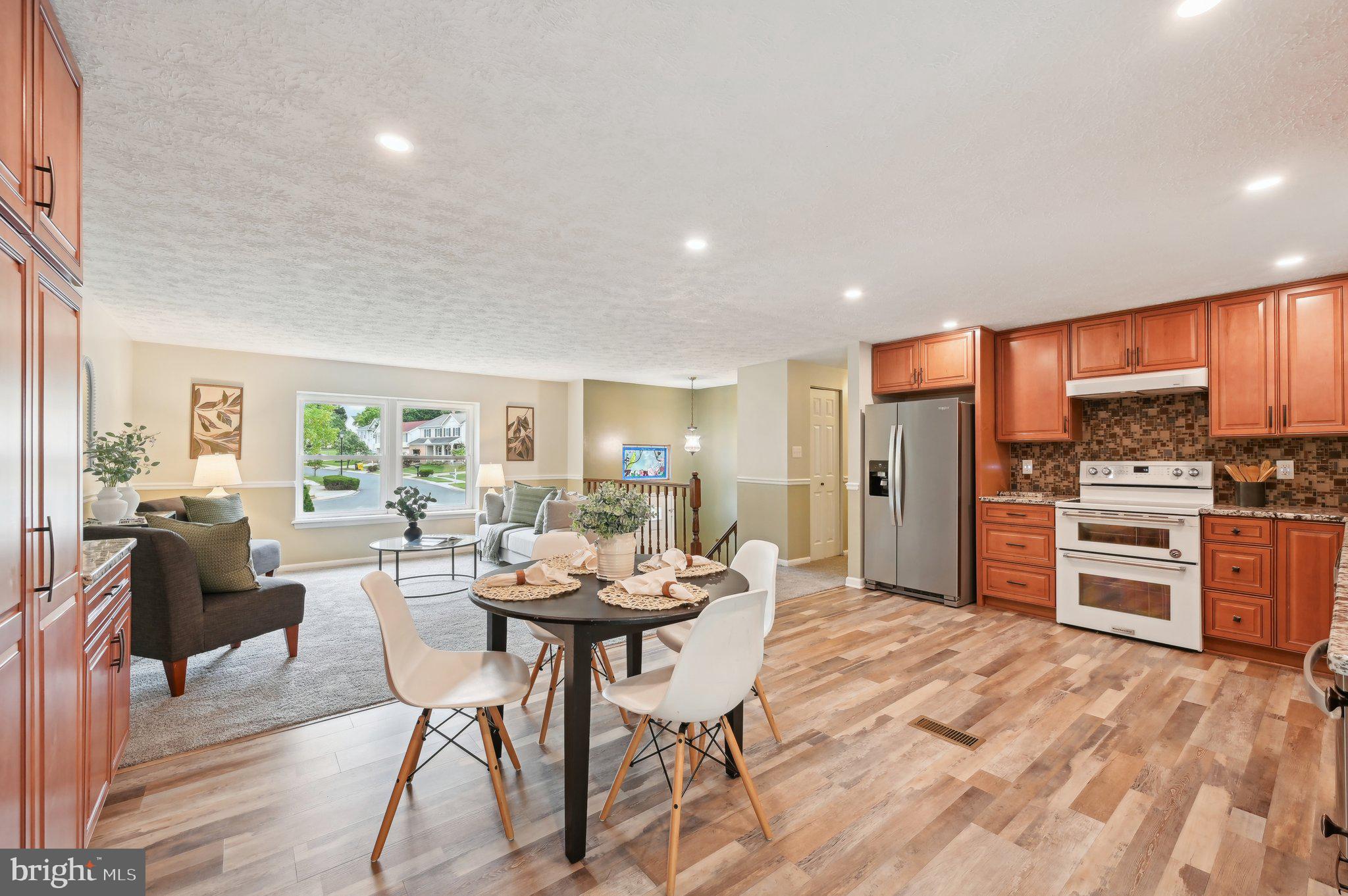 1712 Angel Ct