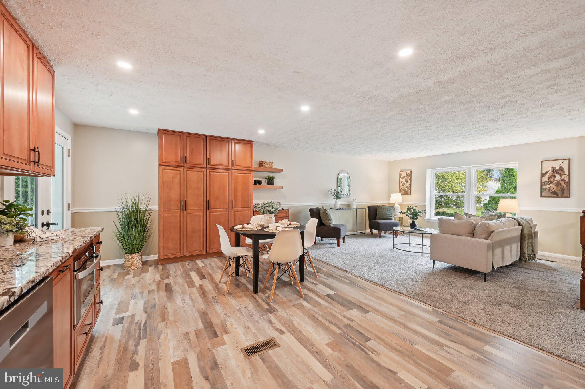 1712 Angel Ct
