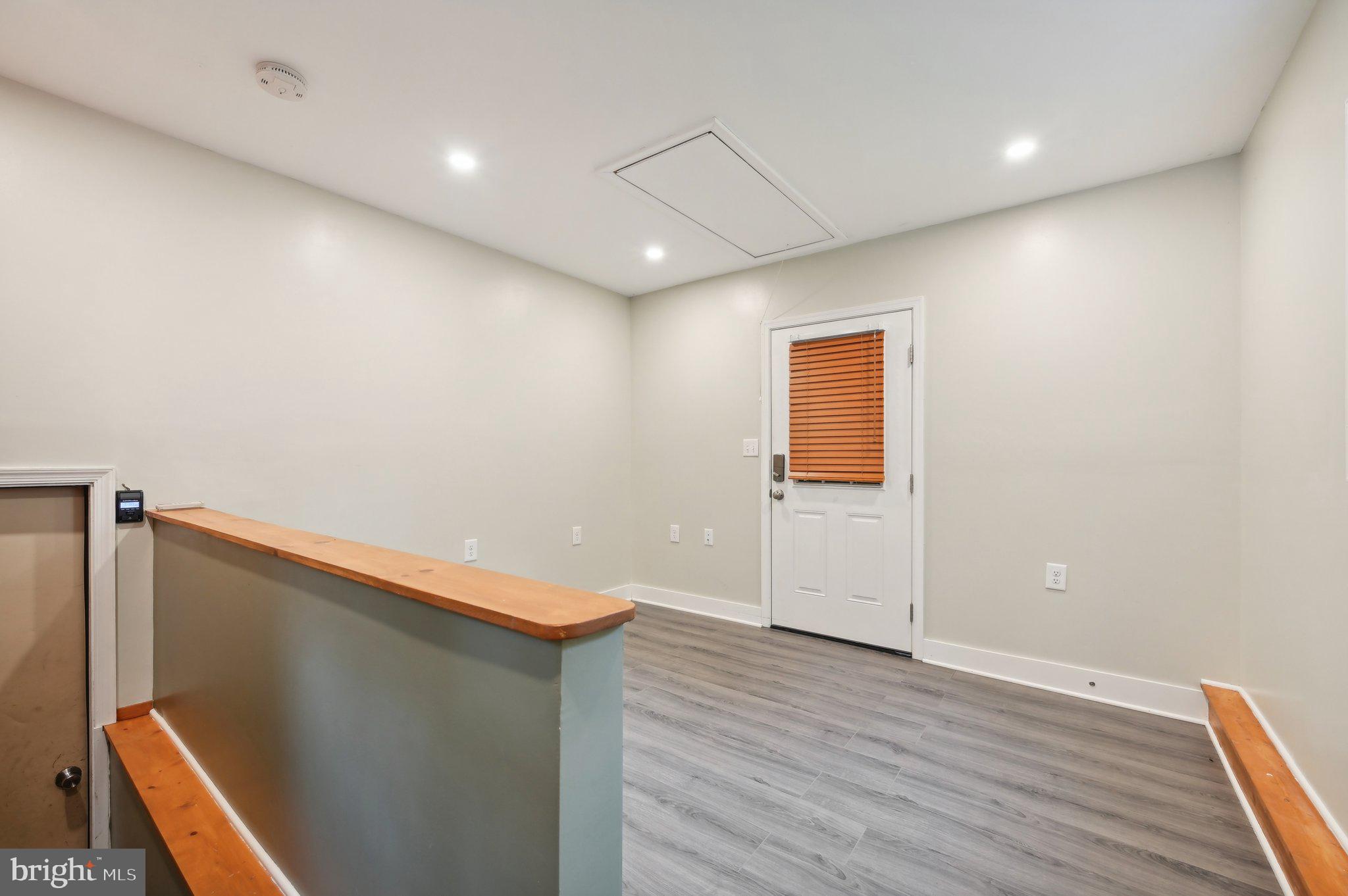 1712 Angel Ct