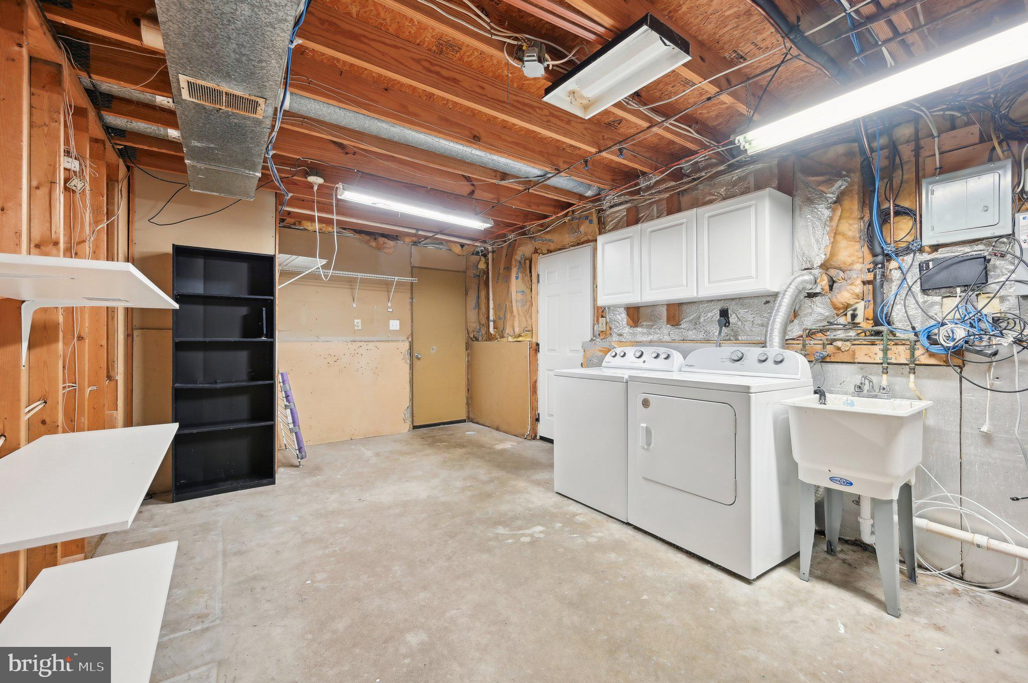 1712 Angel Ct