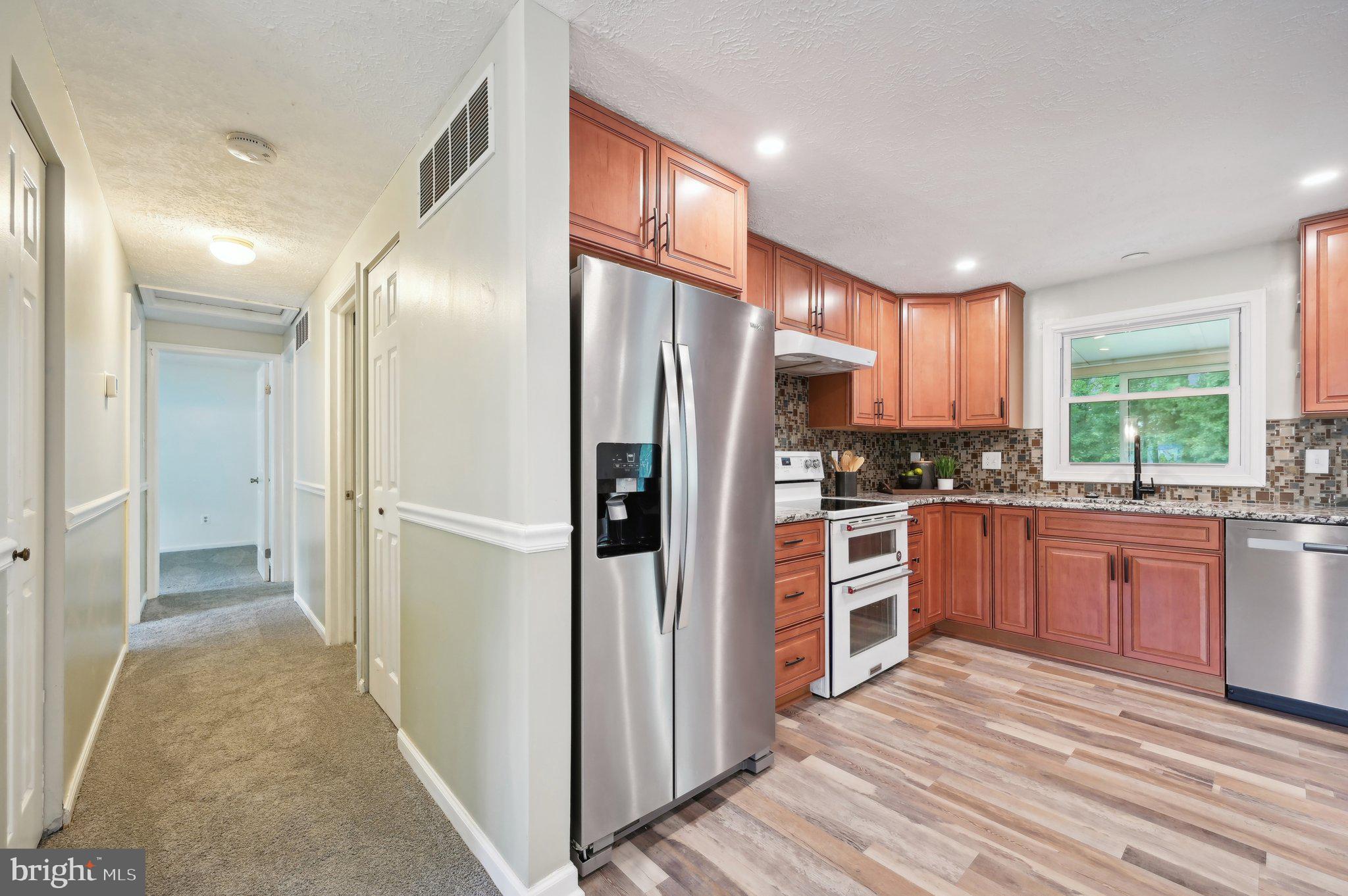 1712 Angel Ct