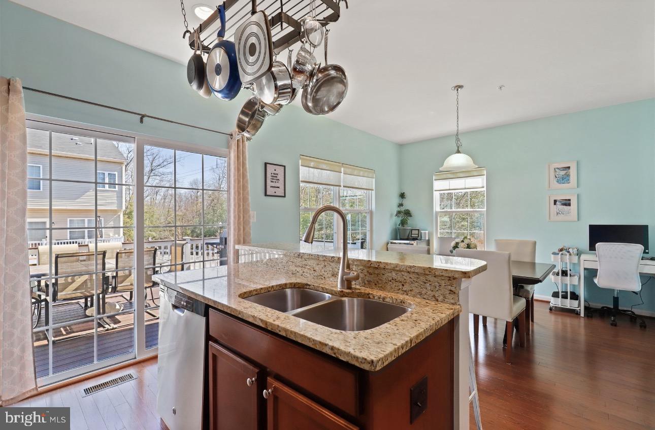 7539 STONEHOUSE RUN DRIVE