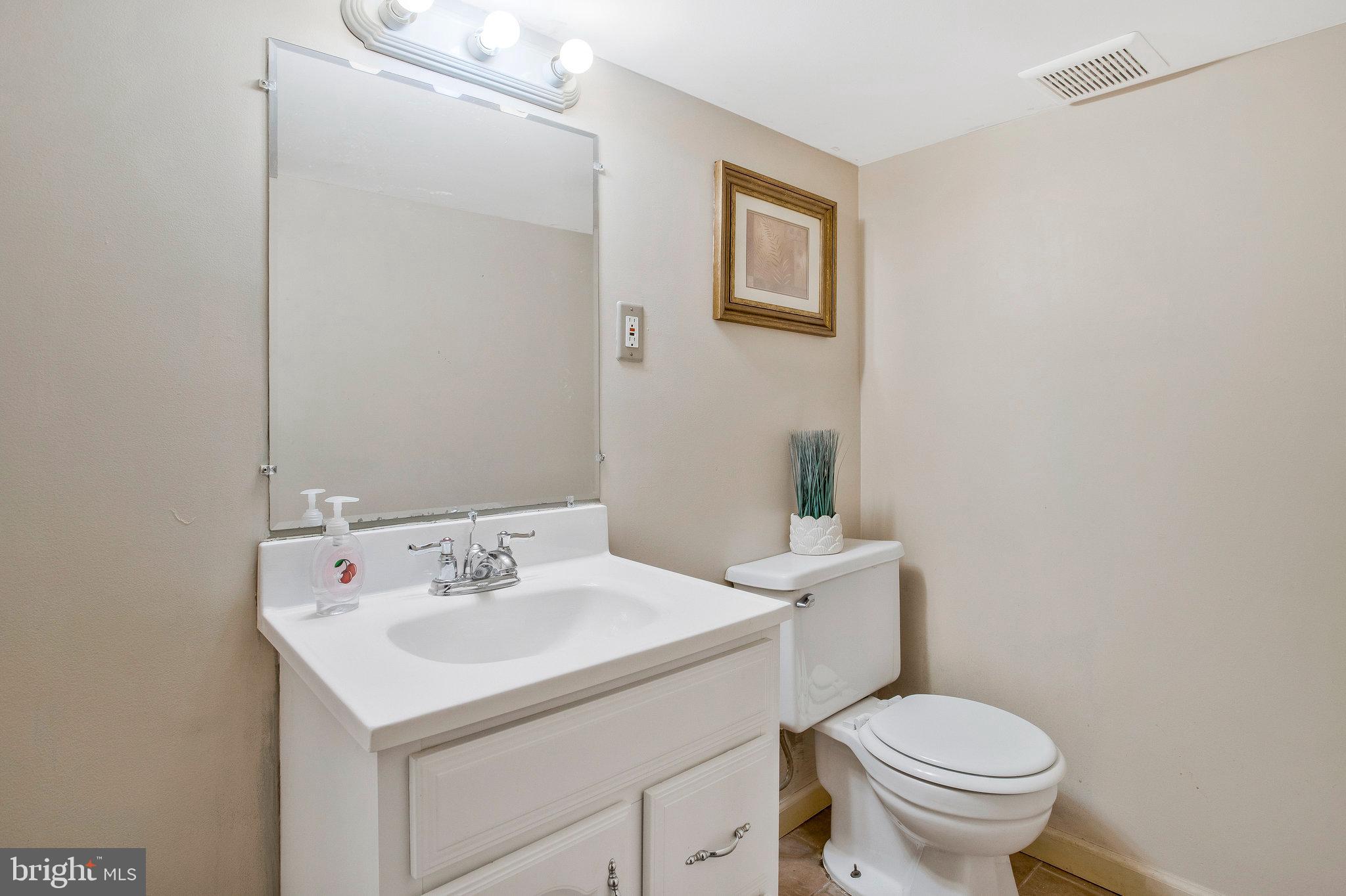 5411 Summerfield Ave
