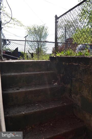 3711 W FRANKLIN STREET