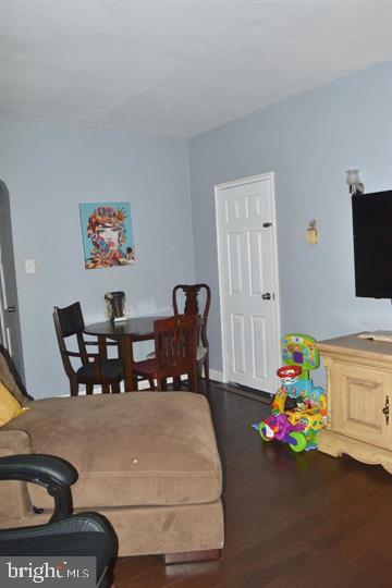 3711 W FRANKLIN STREET