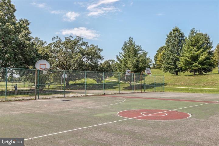 141 N PATTERSON PARK AVENUE