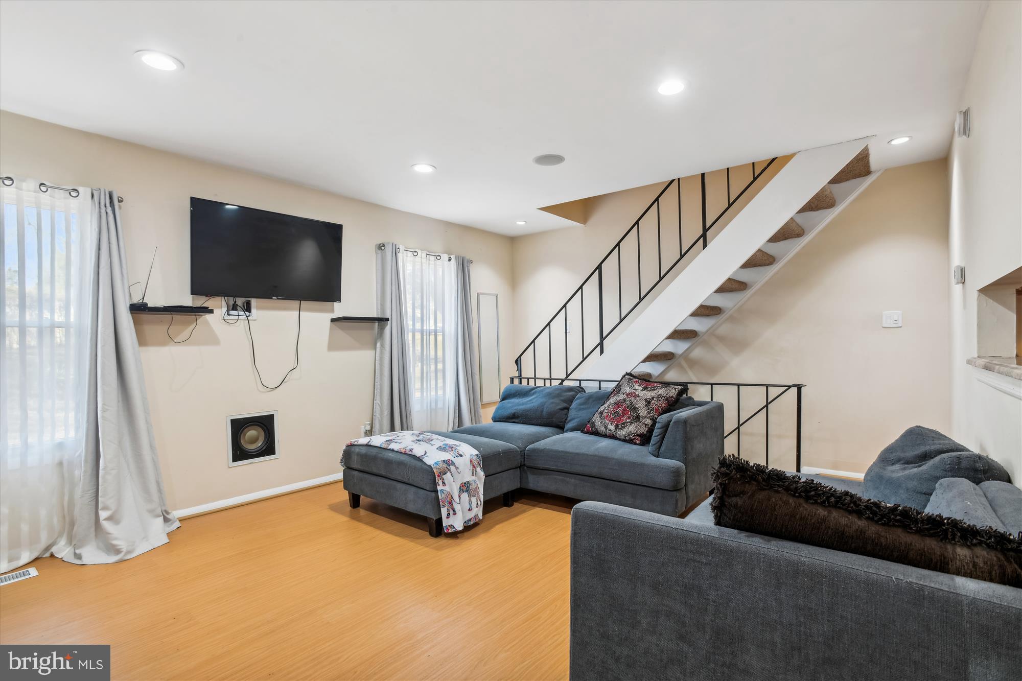 38 Deepspring Ct #Unit D