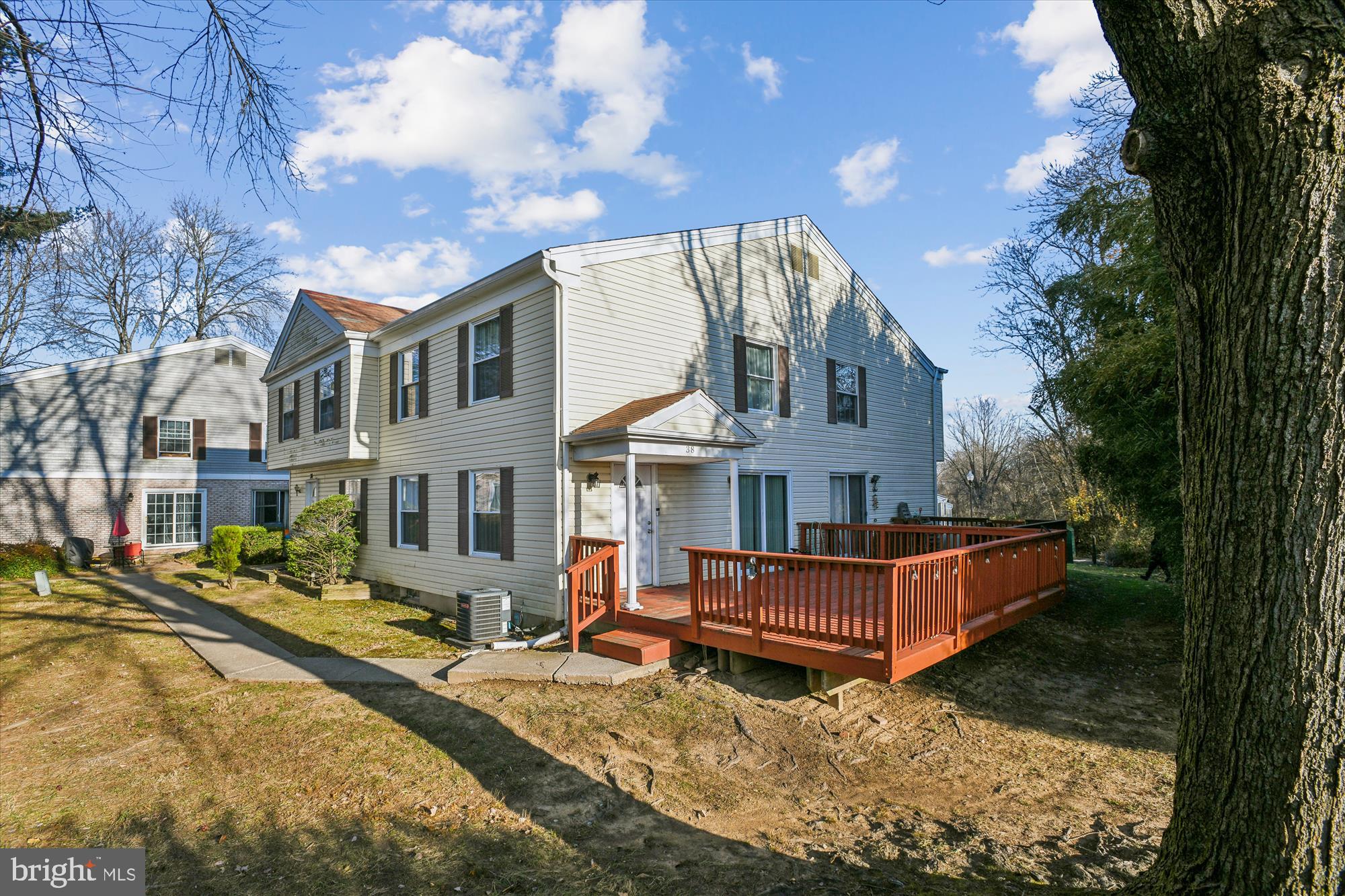 38 Deepspring Ct #Unit D