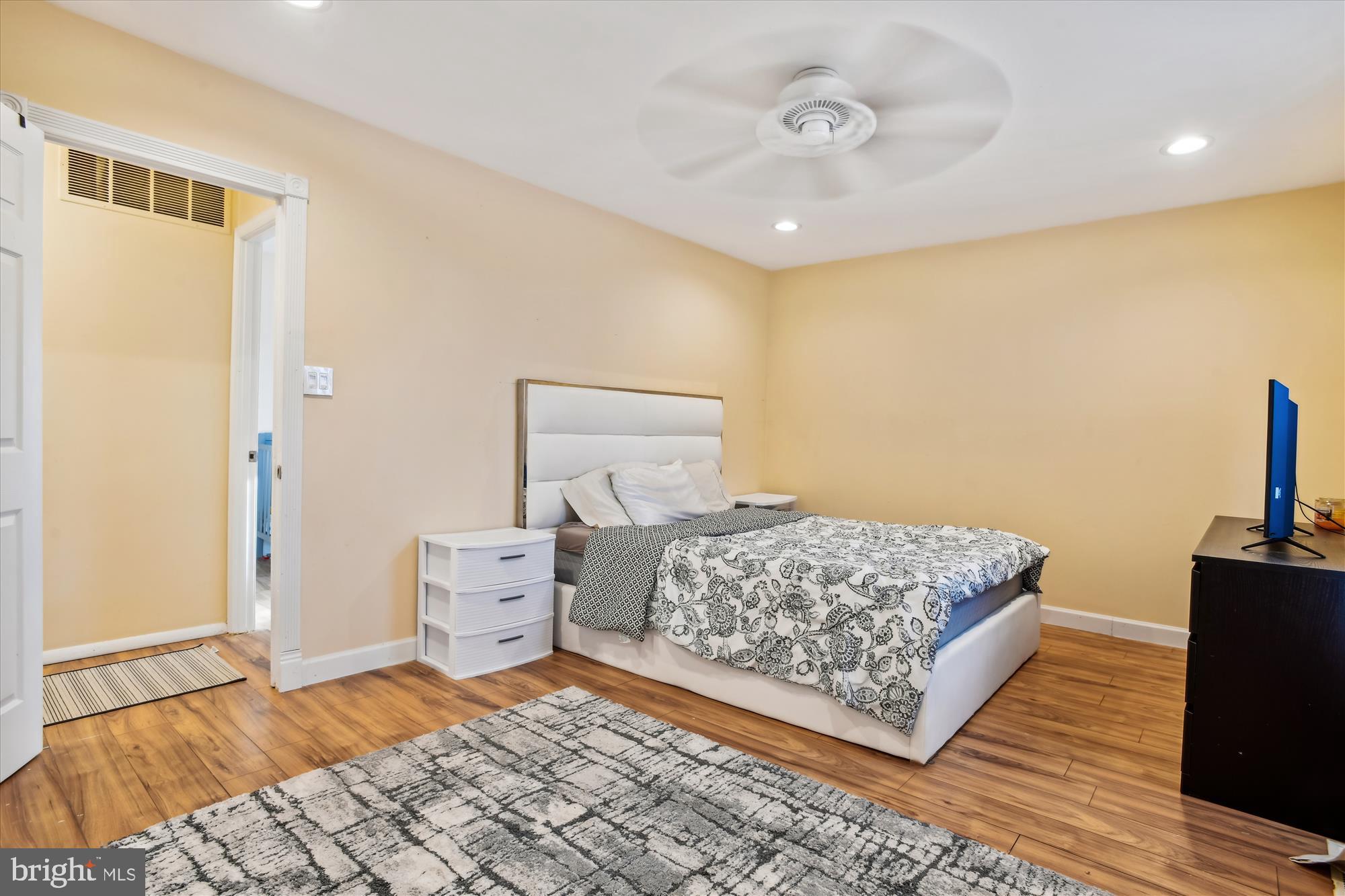 38 Deepspring Ct #Unit D