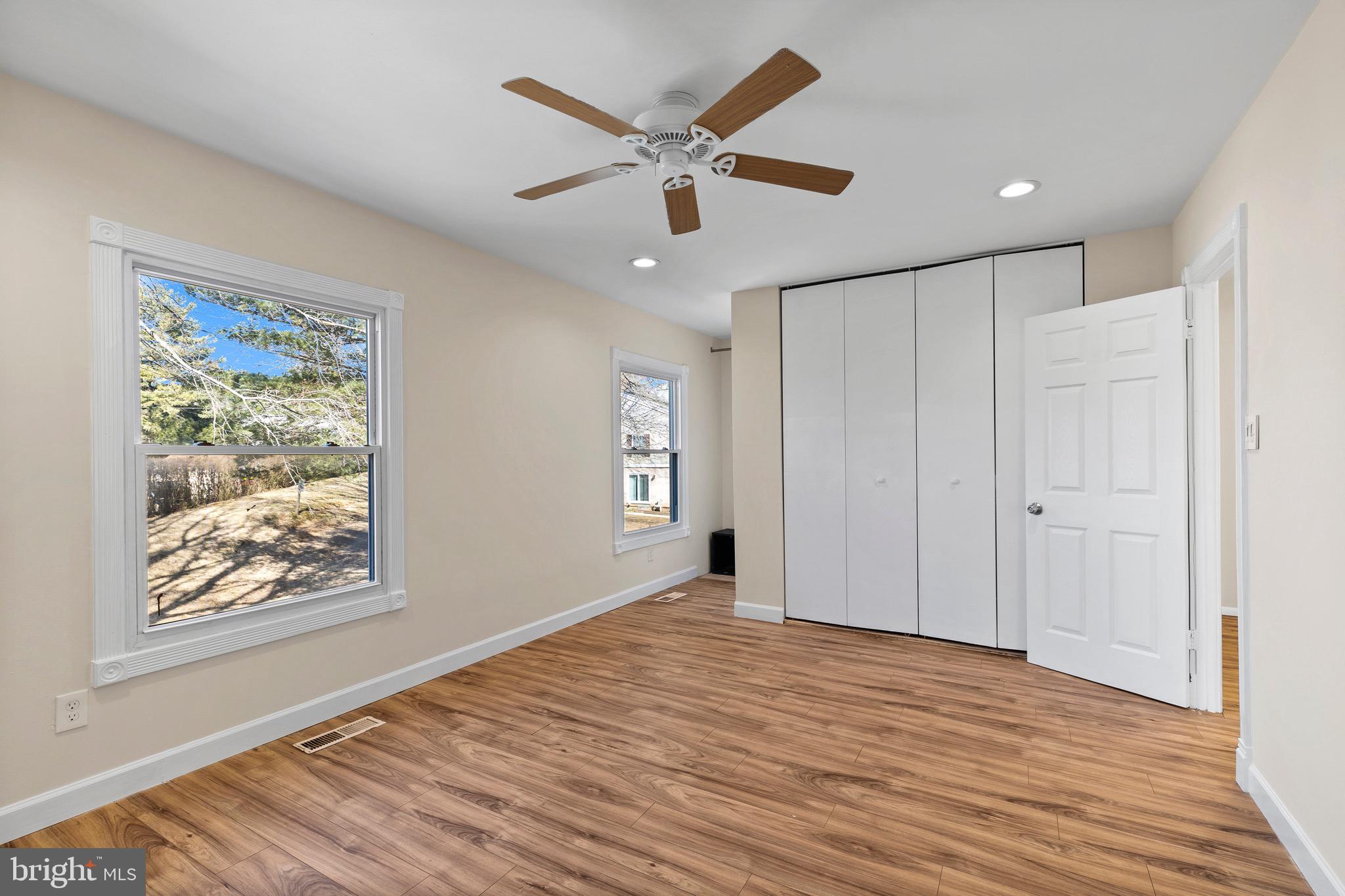 38 DEEPSPRING CT