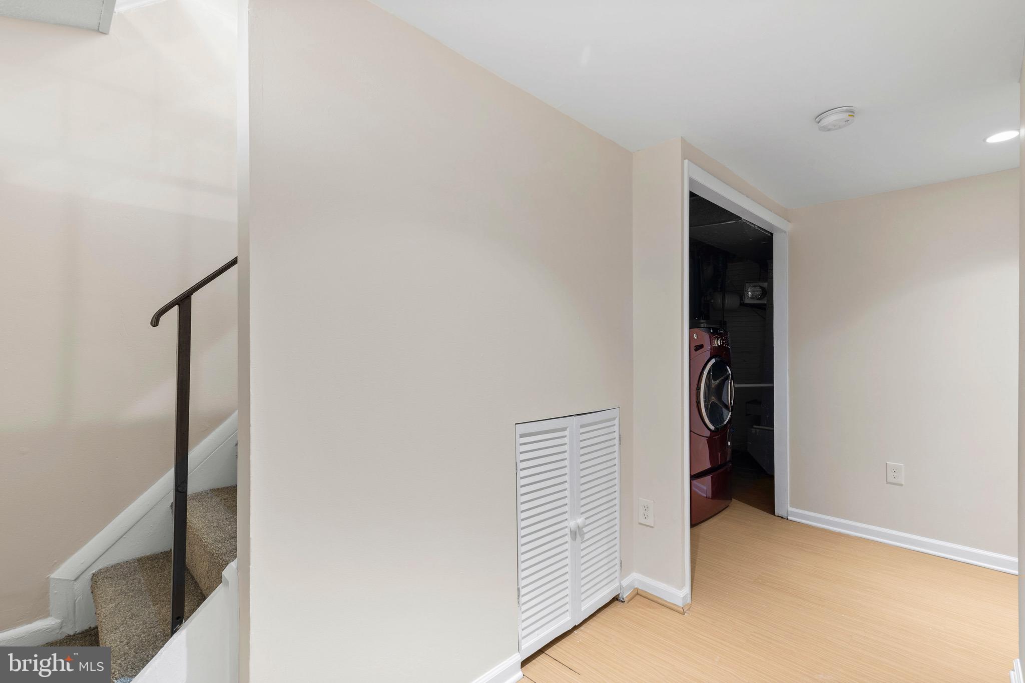 38 DEEPSPRING CT