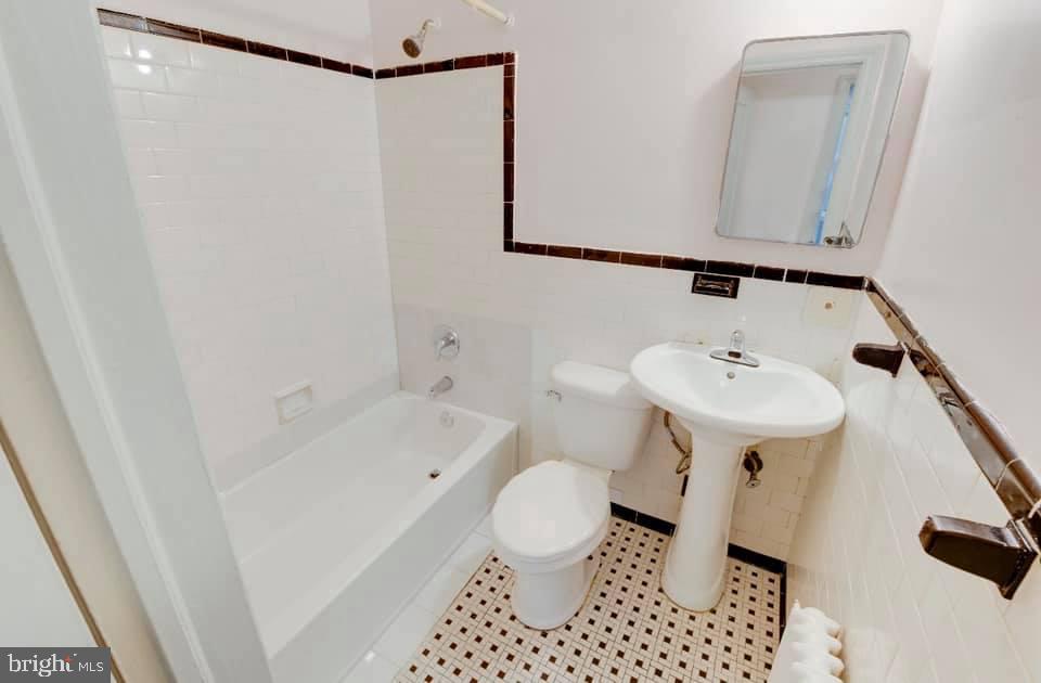 1430 DARTMOUTH AVENUE