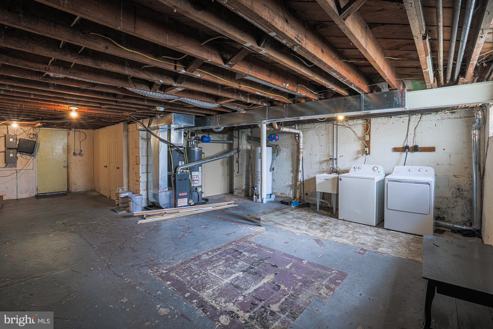 1422 DARTMOUTH AVENUE