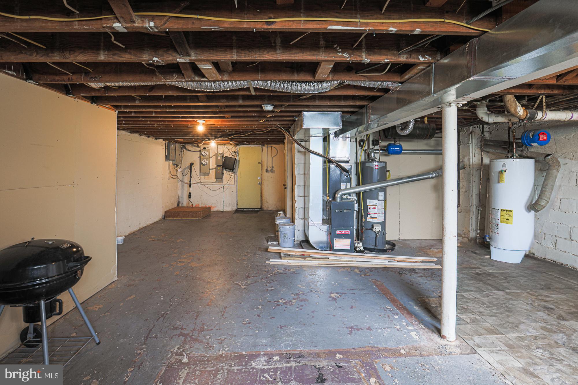 1422 DARTMOUTH AVENUE