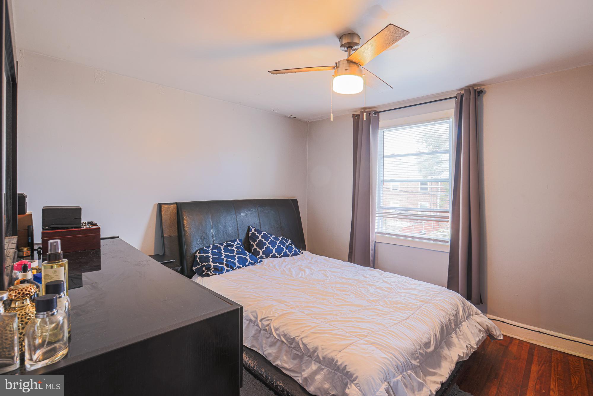 1422 DARTMOUTH AVENUE