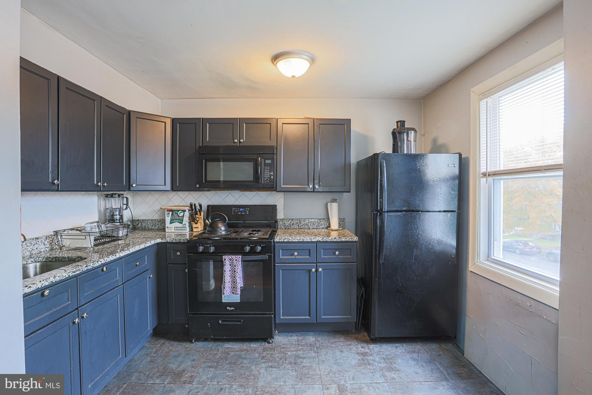 1422 DARTMOUTH AVENUE