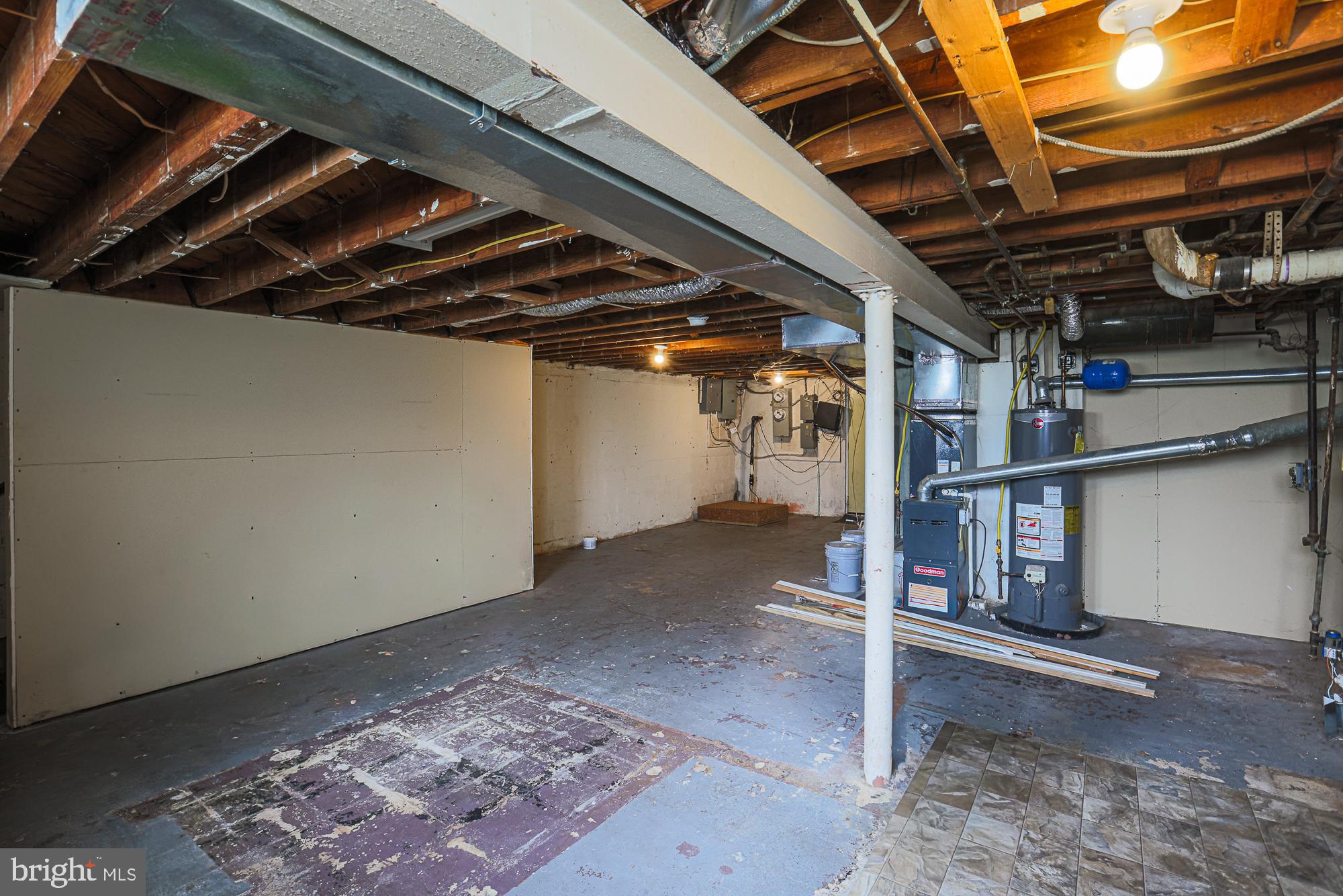 1422 DARTMOUTH AVENUE